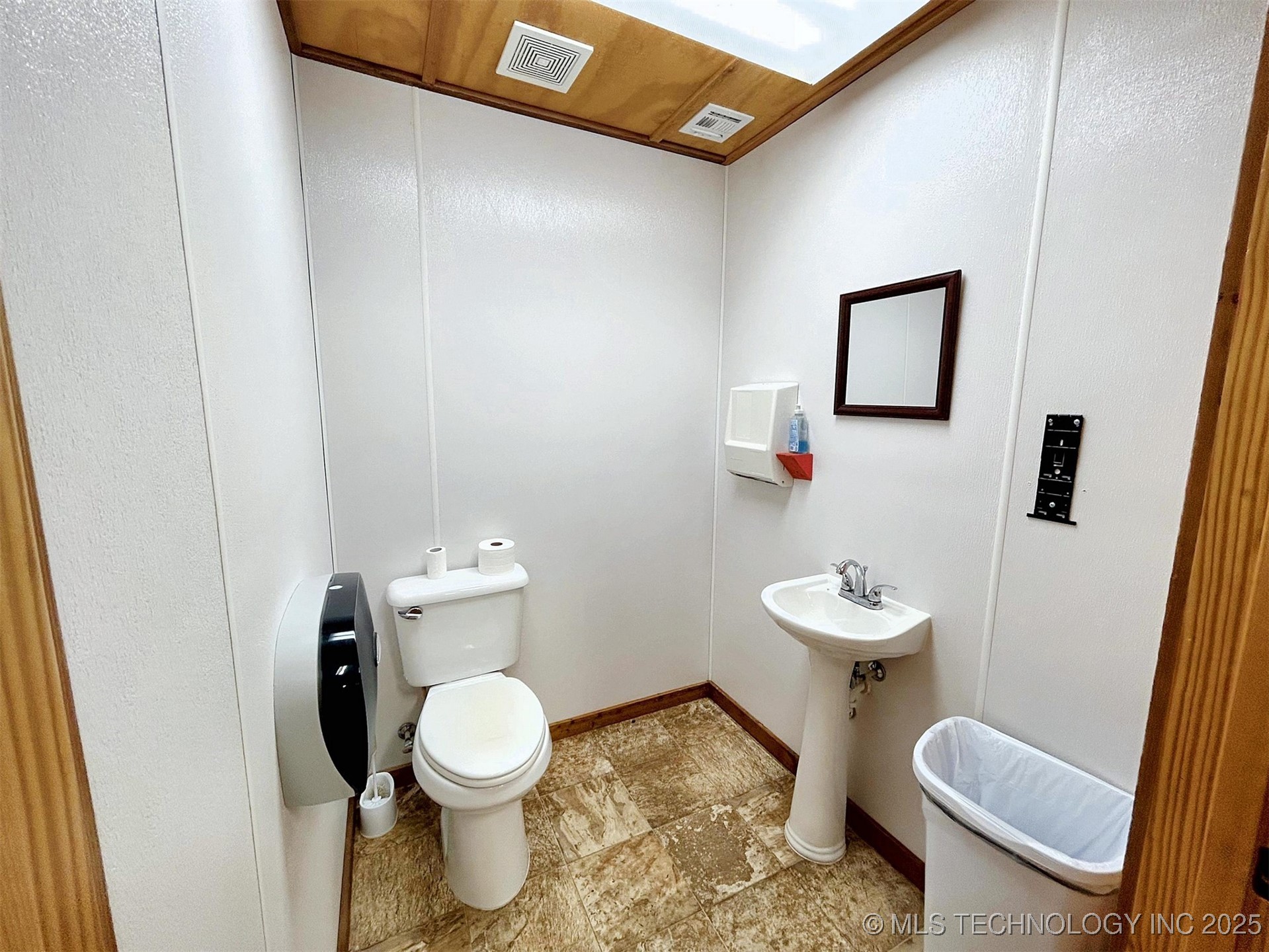 6753 E 620 Road Property Photo 66