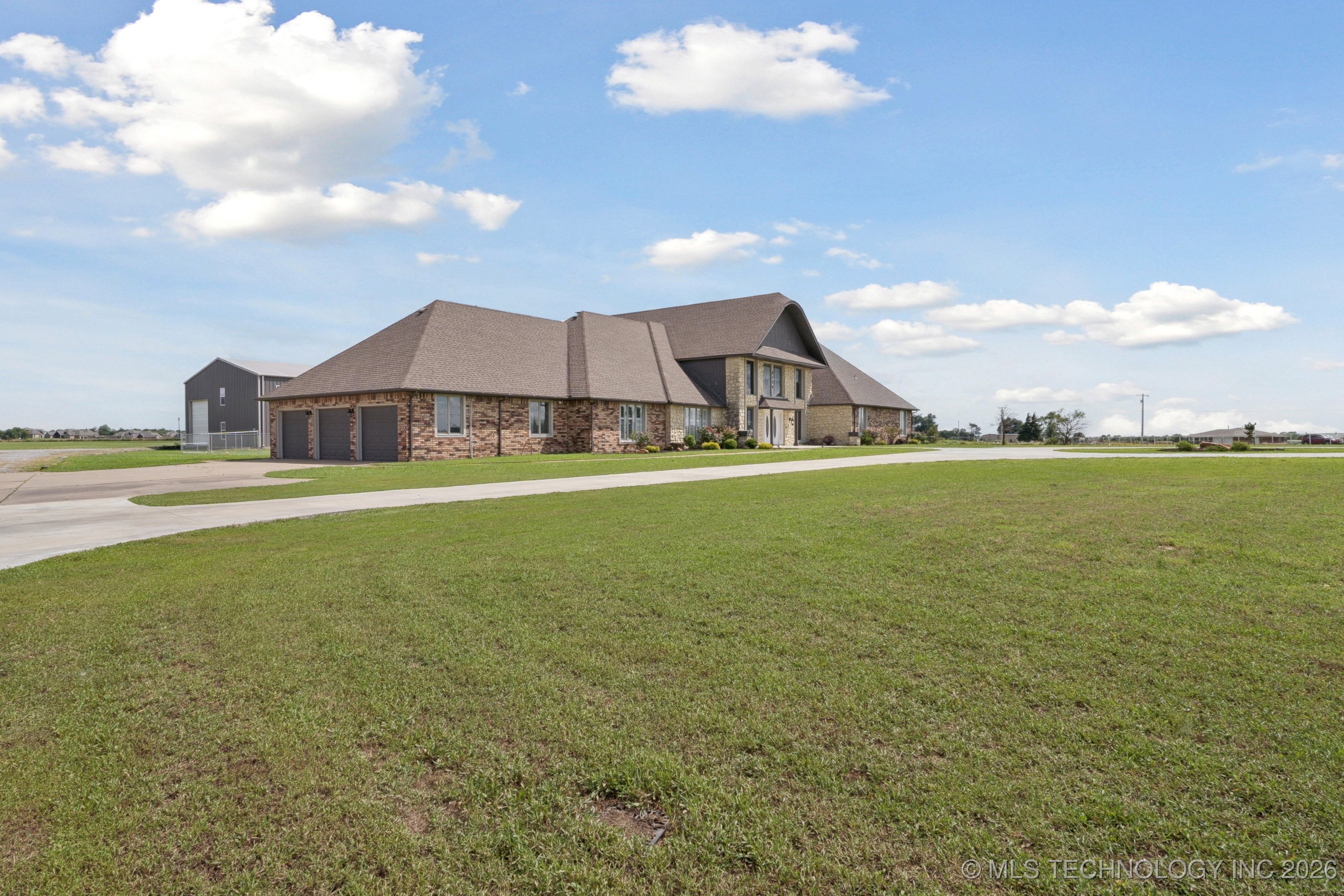 8120 E 112th Street North Property Photo 6