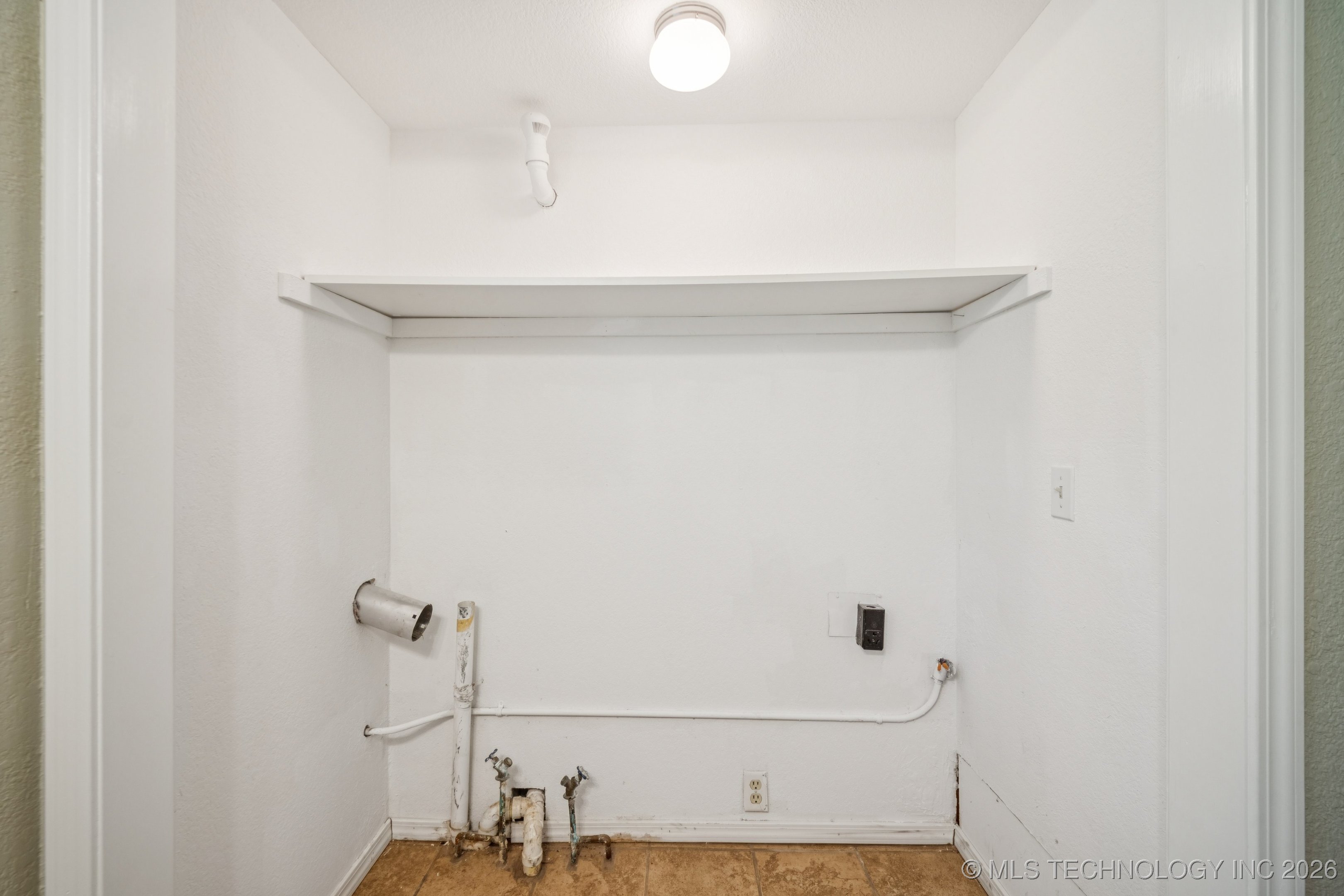 16602 S 203rd East Avenue Property Photo 19