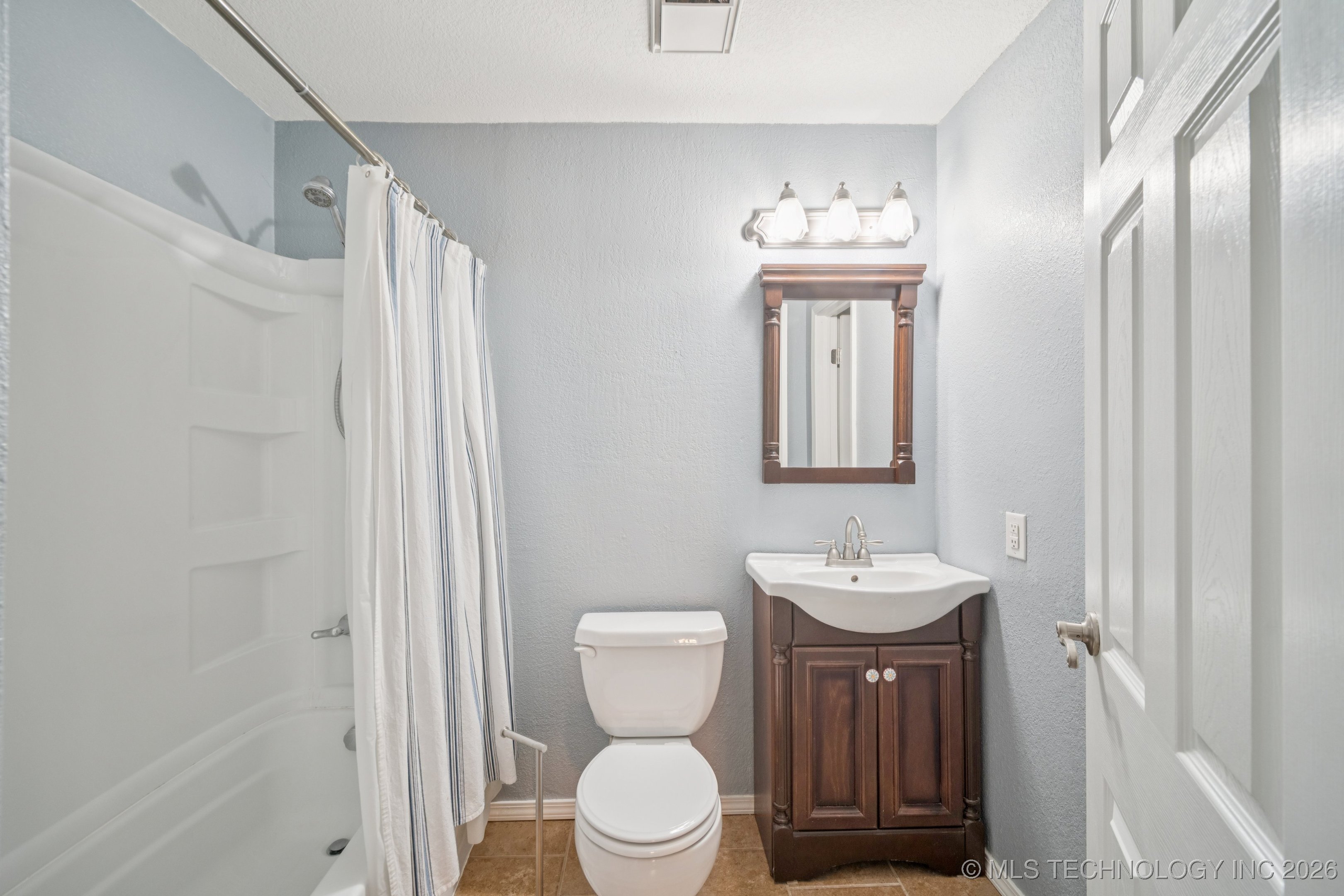 16602 S 203rd East Avenue Property Photo 31