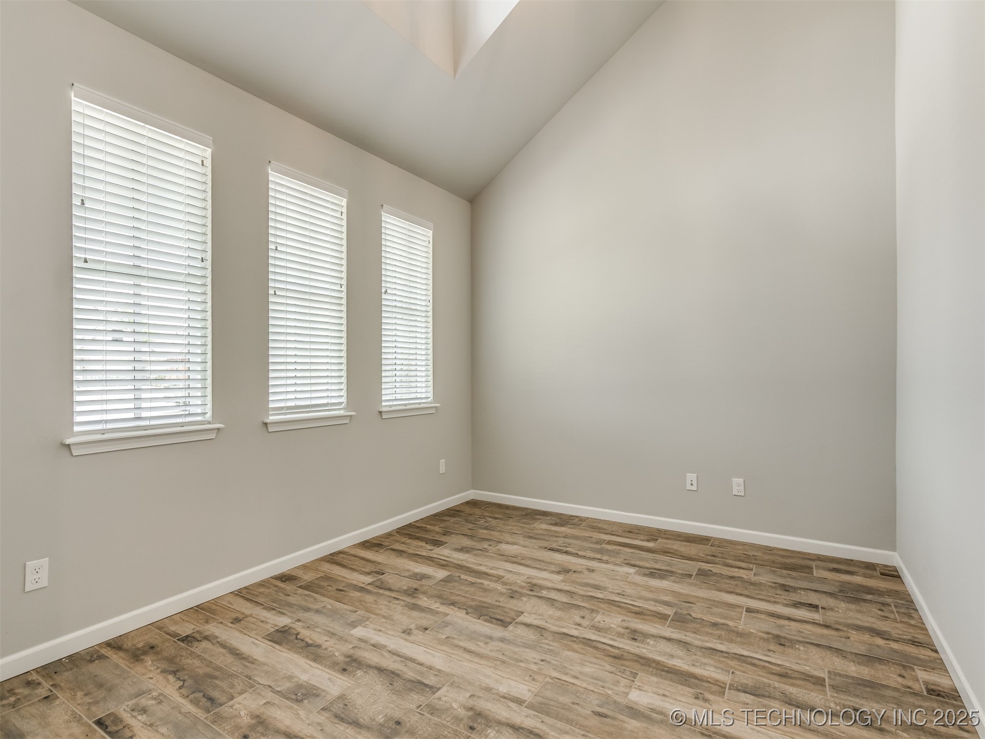 3610 S Fir Court Property Photo 40