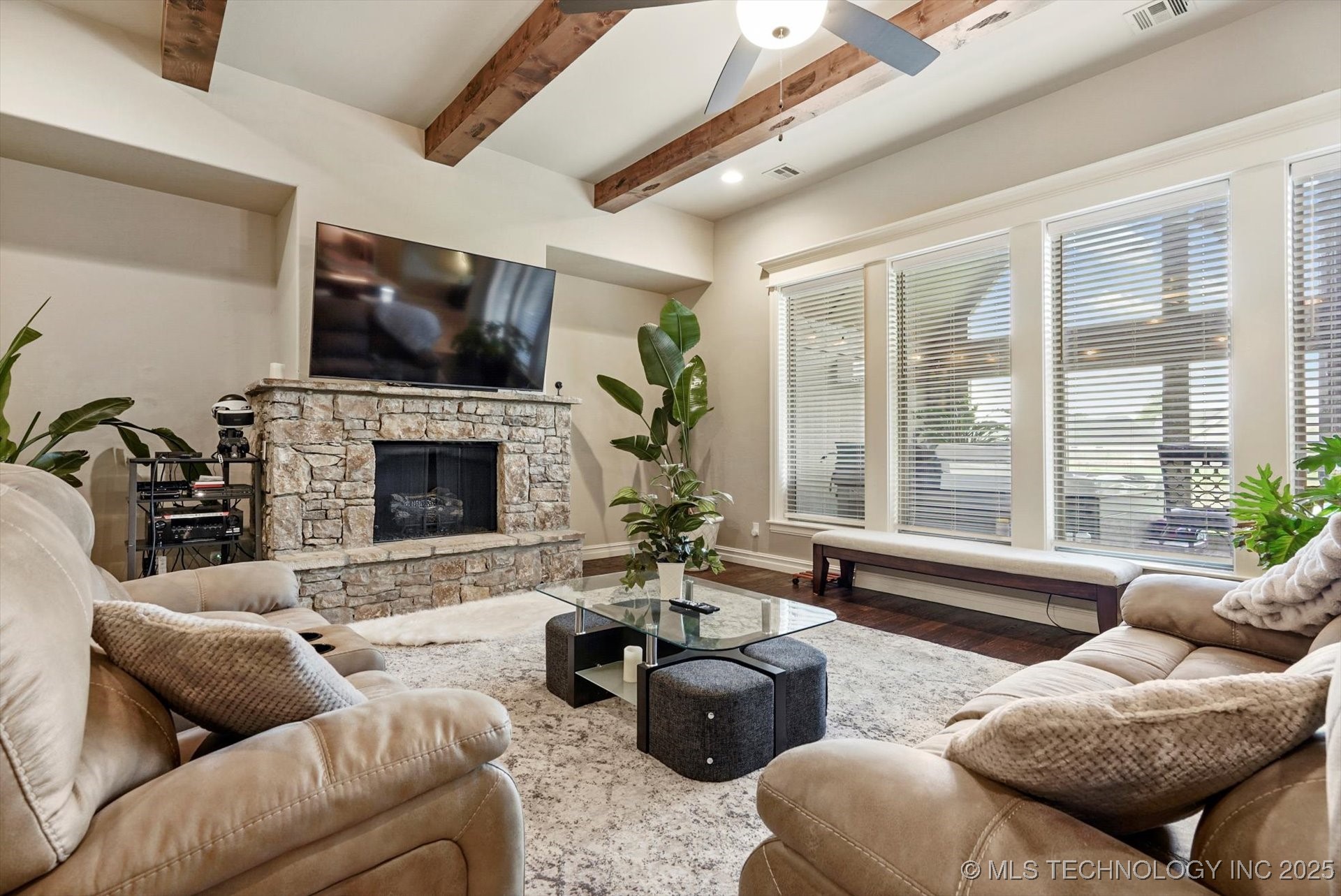 10611 N 159th East Avenue Property Photo 3