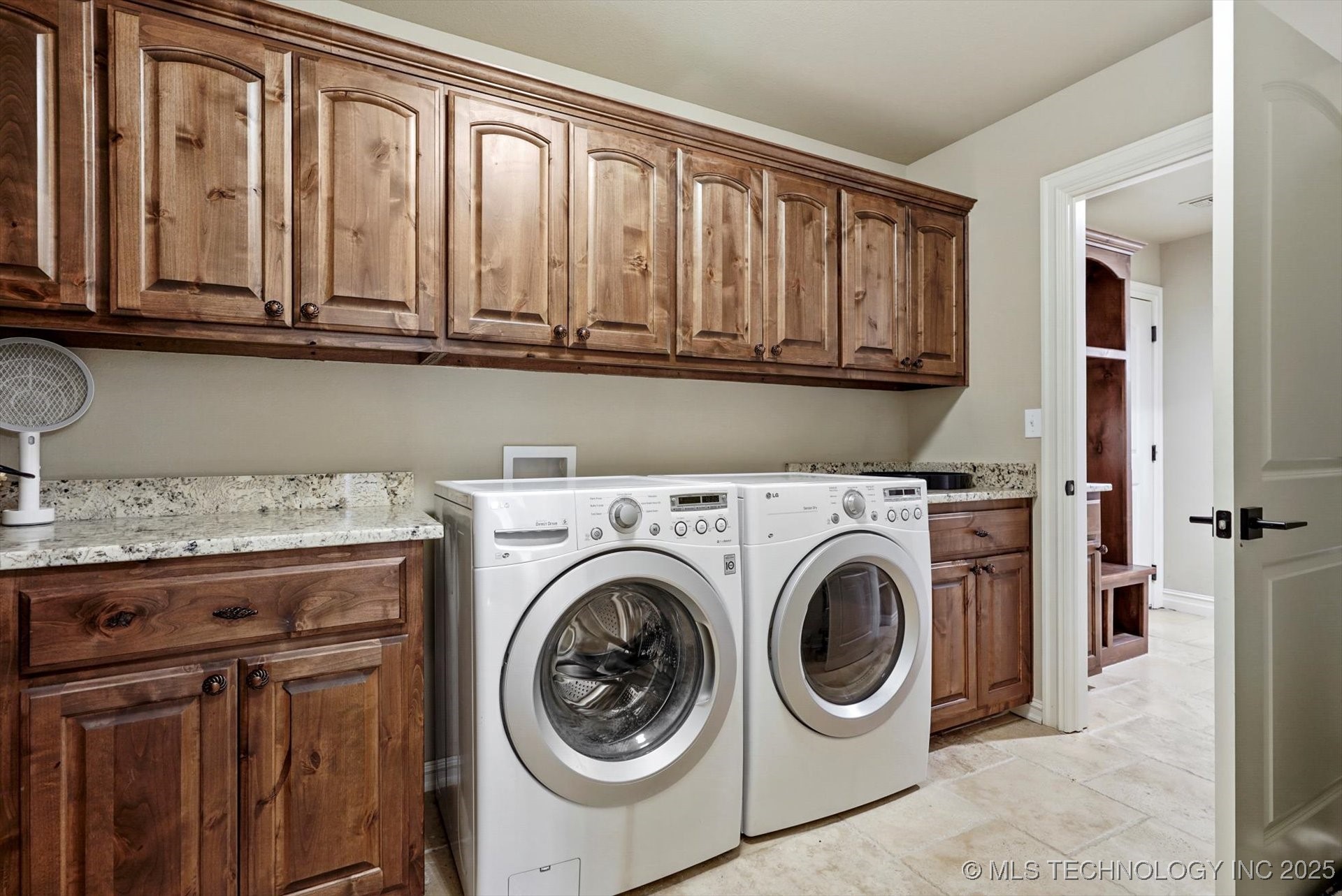 10611 N 159th East Avenue Property Photo 23