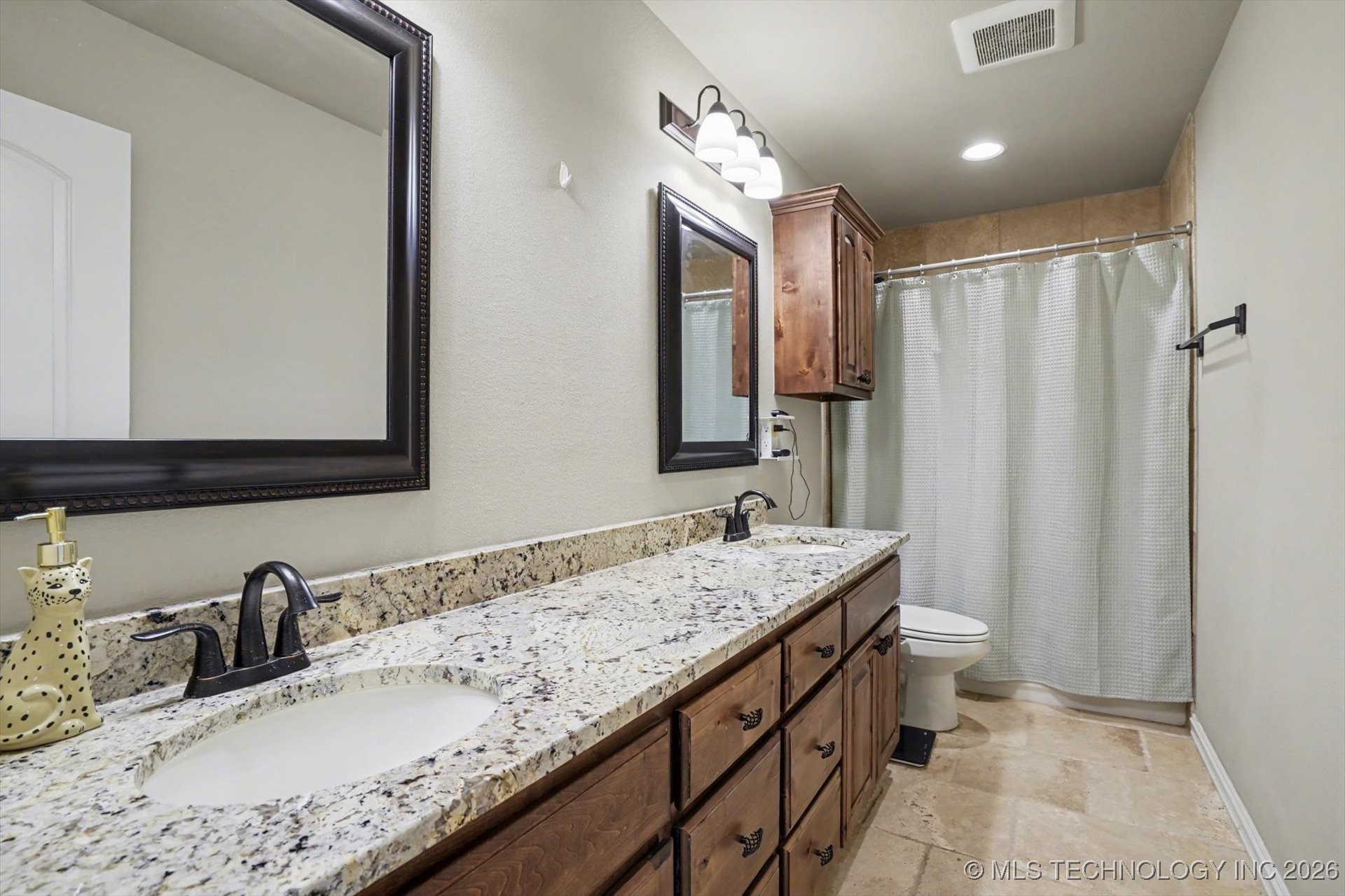 10611 N 159th East Avenue Property Photo 25