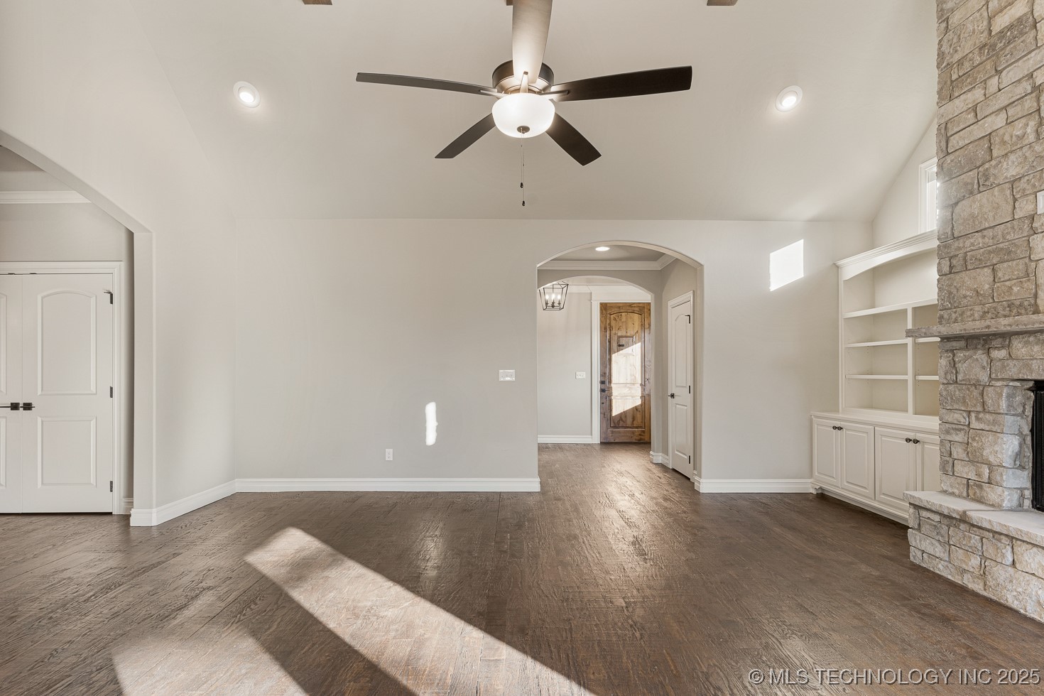 9214 E 62nd Court S Property Photo 5