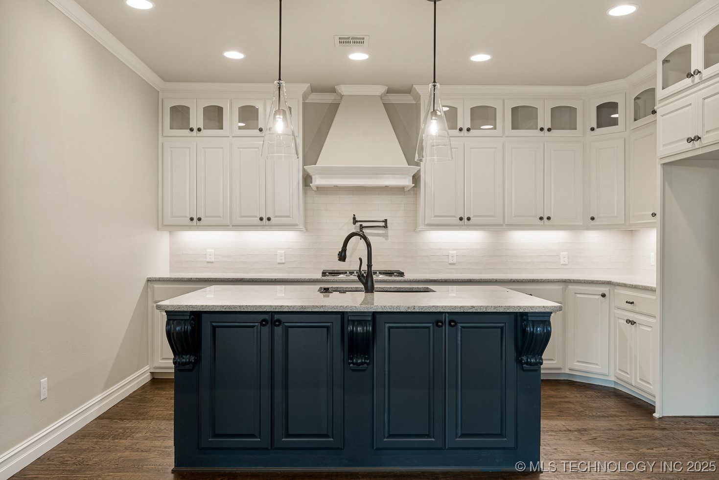 9214 E 62nd Court S Property Photo 9