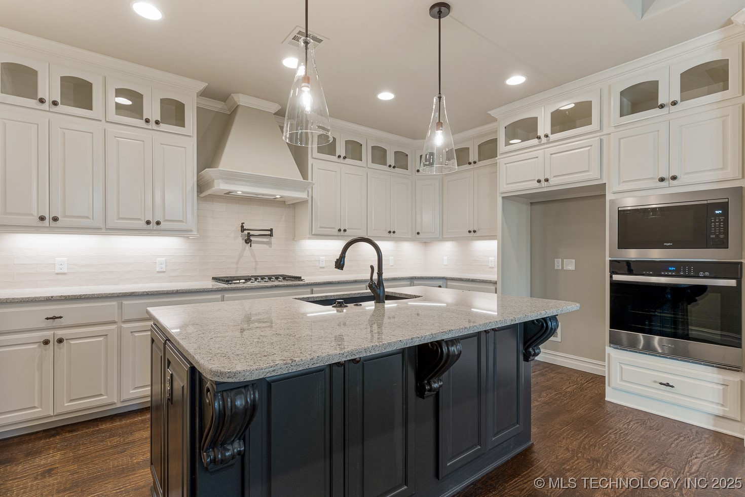 9214 E 62nd Court S Property Photo 10