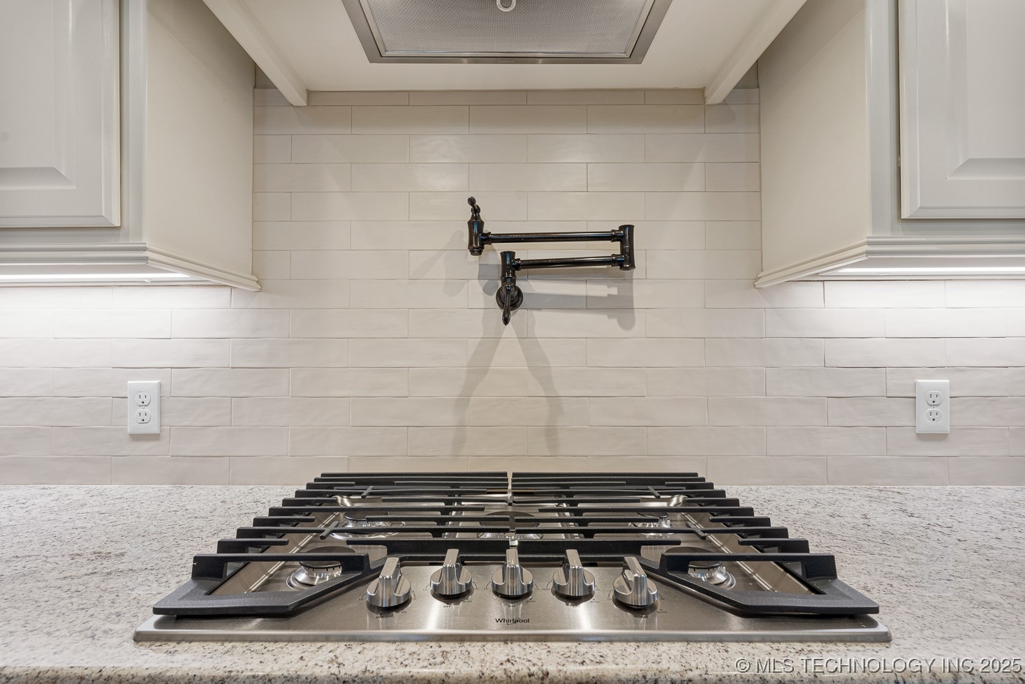 9214 E 62nd Court S Property Photo 12