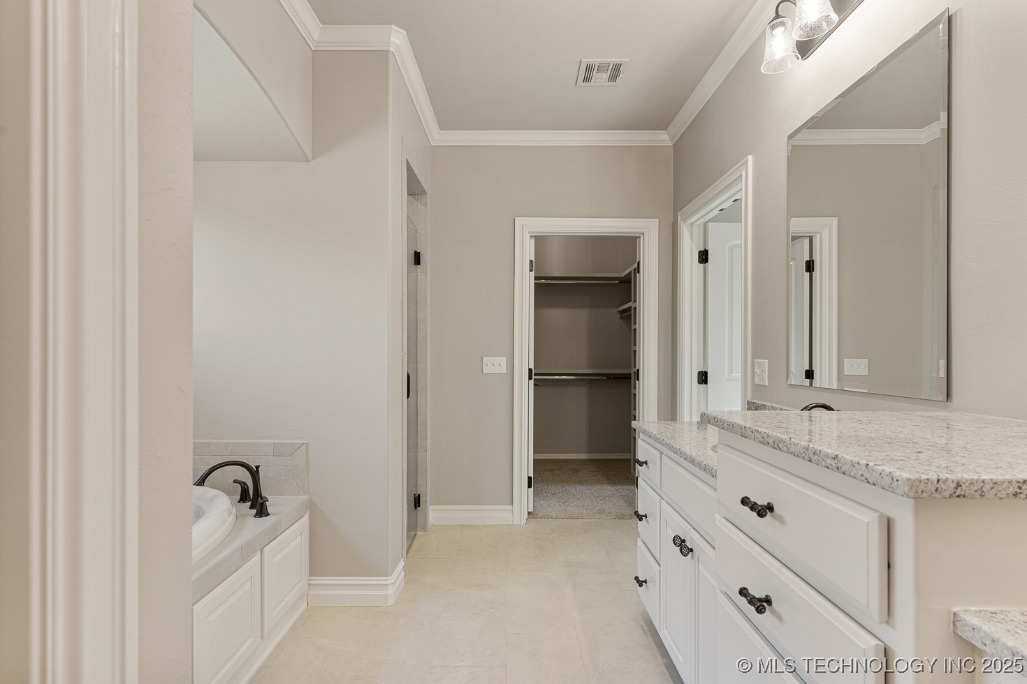 9214 E 62nd Court S Property Photo 21