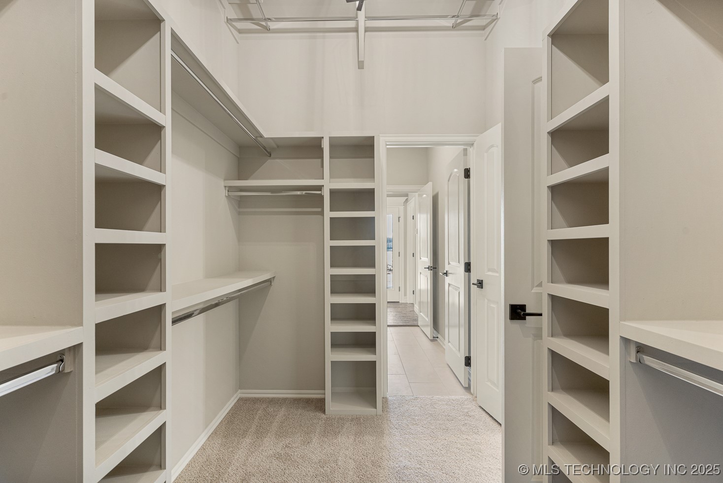 9214 E 62nd Court S Property Photo 23