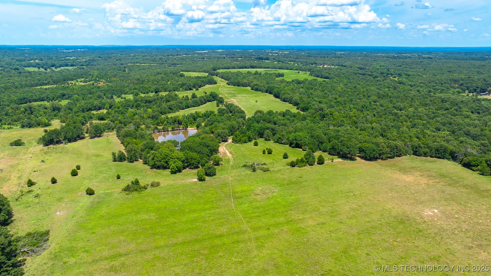 10849 S Sawmill Property Photo 6