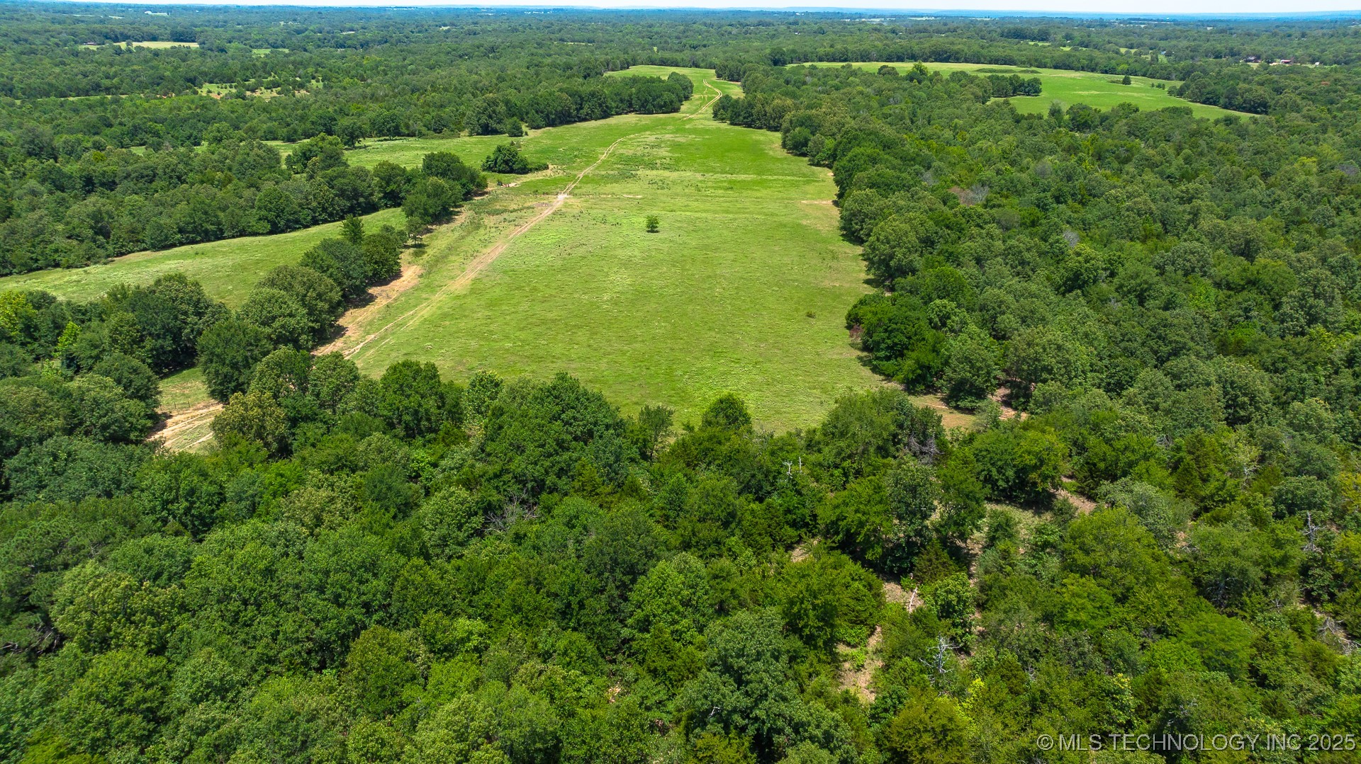 10849 S Sawmill Property Photo 9