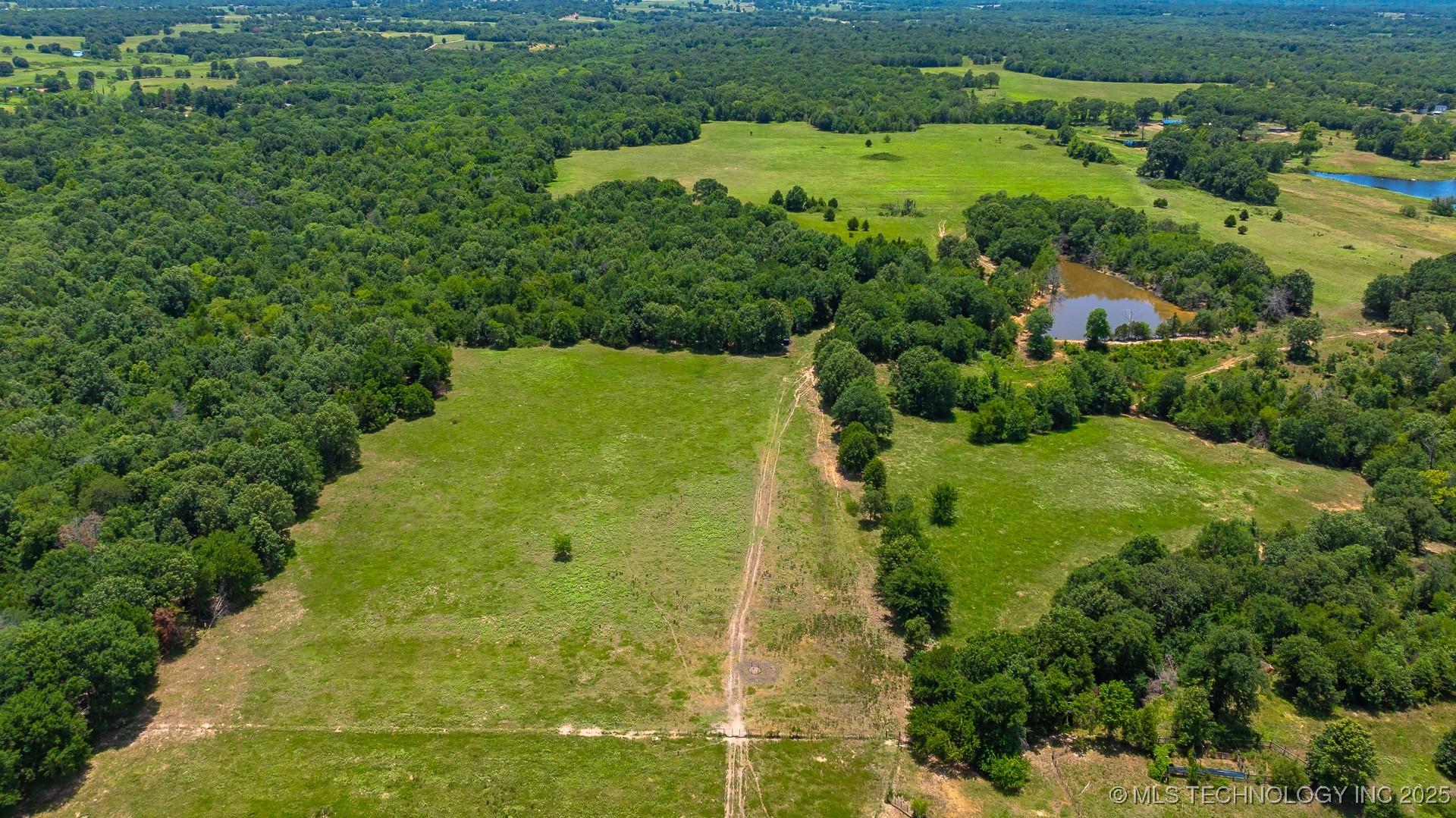 10849 S Sawmill Property Photo 14