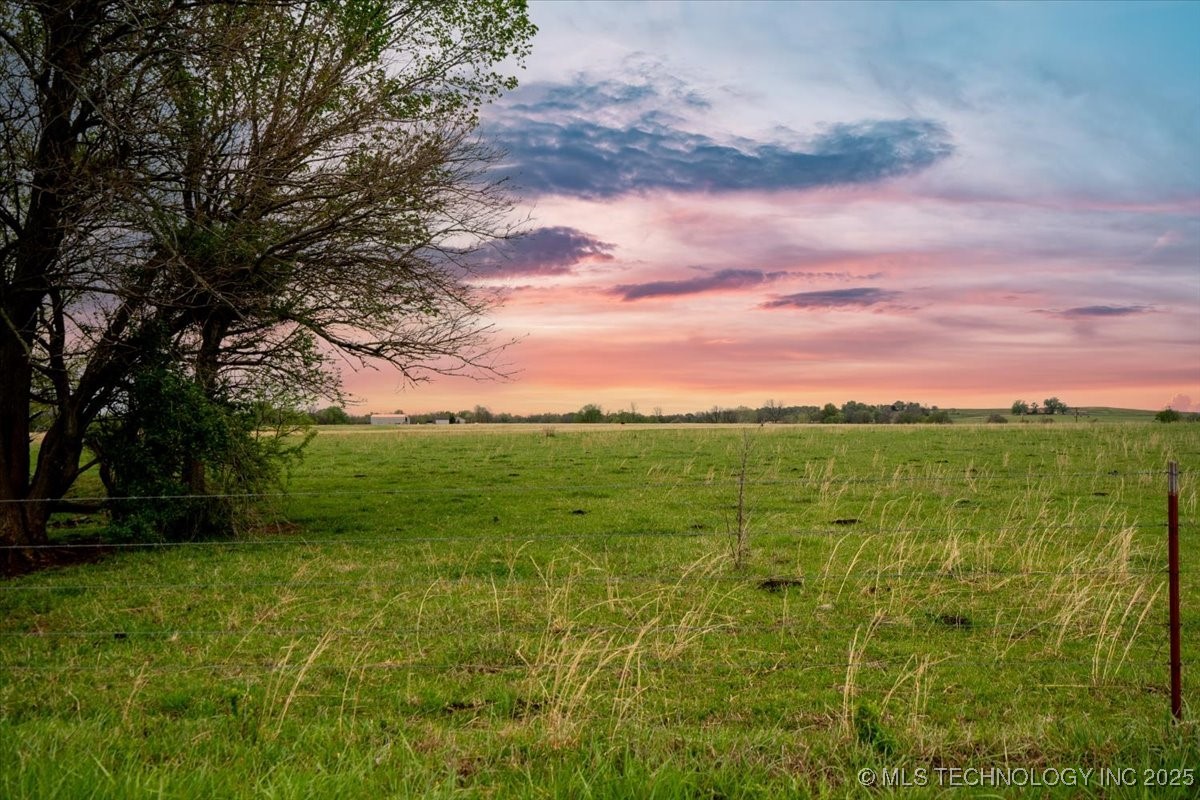 02 E 210 Road Property Photo 2