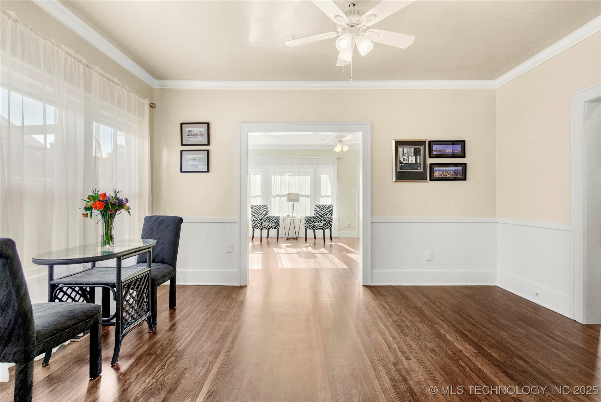 212 S Phoenix Avenue Property Photo 16