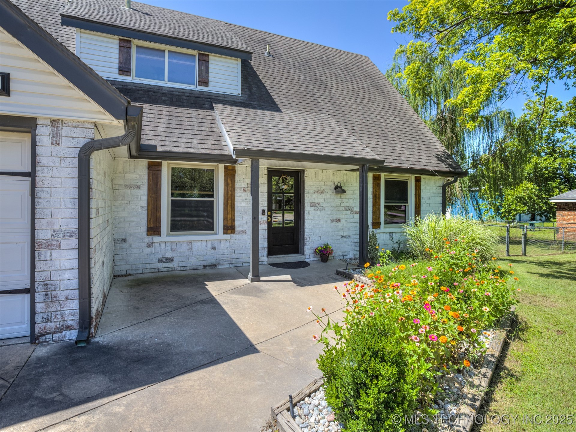 14744 E 74th Street North Property Photo 3