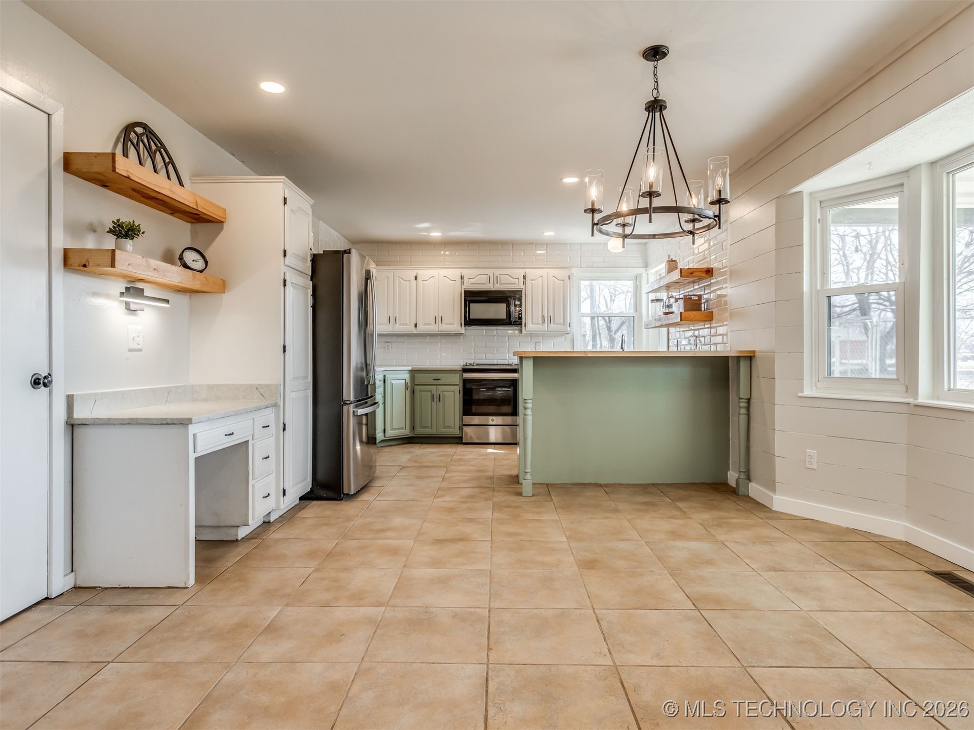 14744 E 74th Street North Property Photo 12