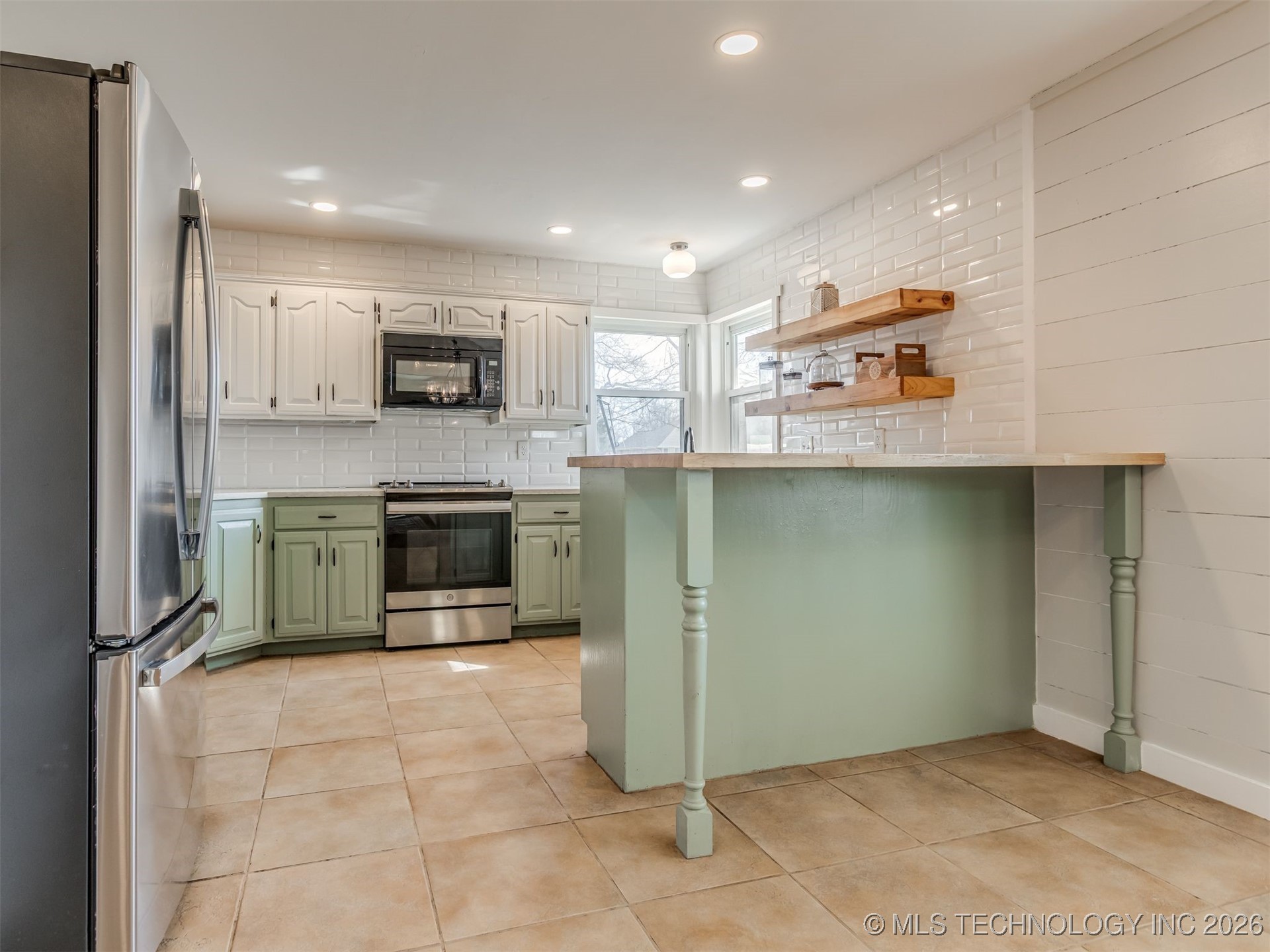 14744 E 74th Street North Property Photo 14