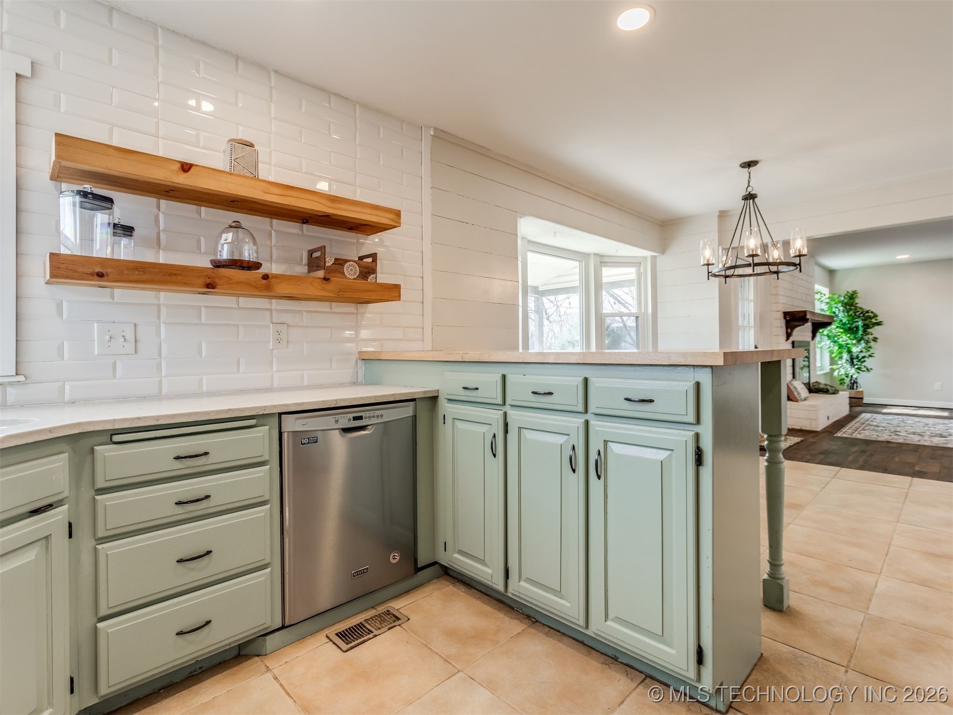 14744 E 74th Street North Property Photo 16