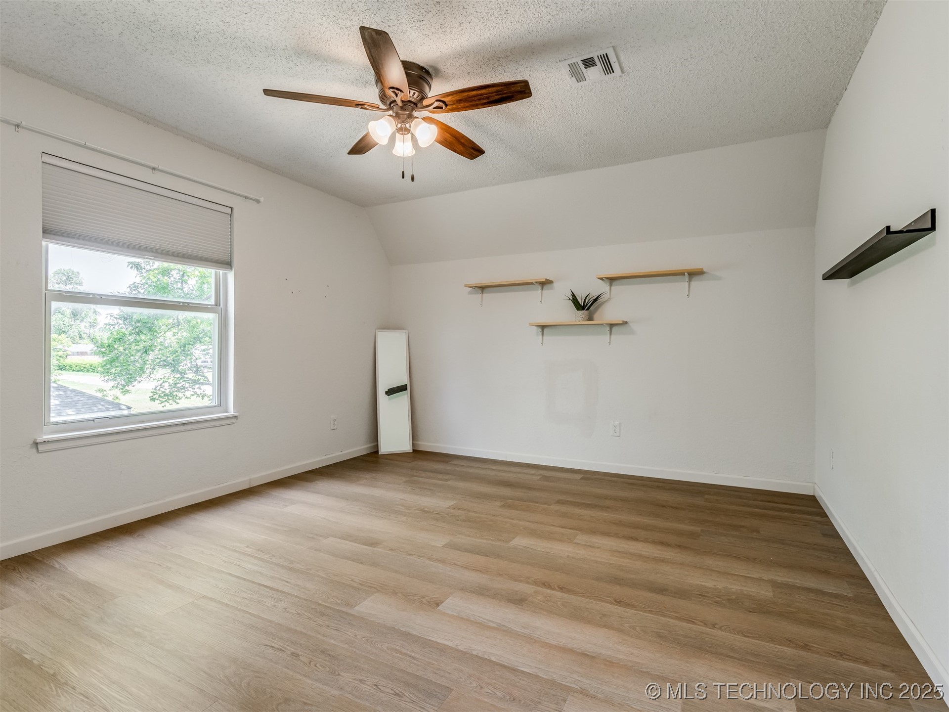 14744 E 74th Street North Property Photo 34