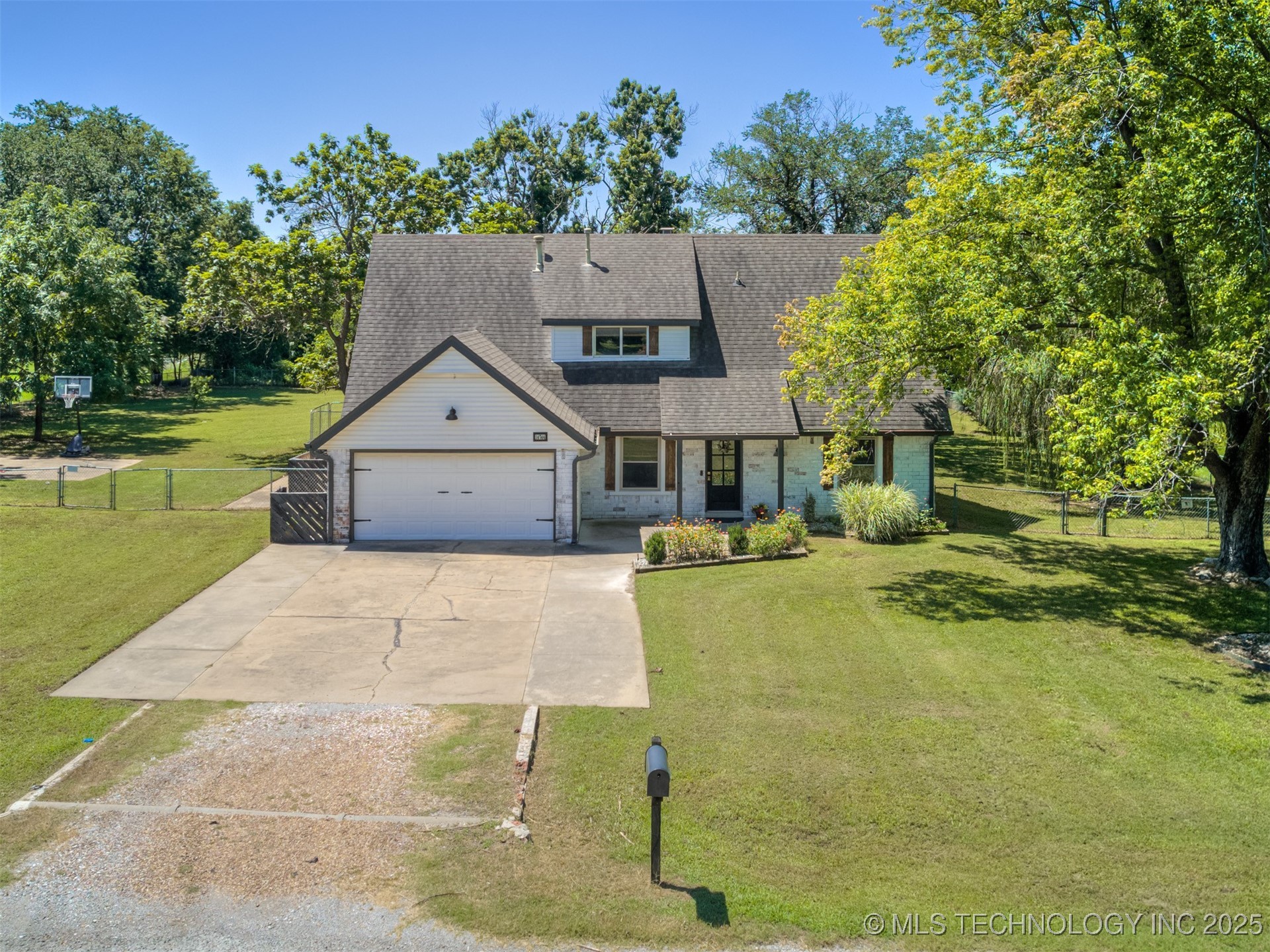 14744 E 74th Street North Property Photo 37