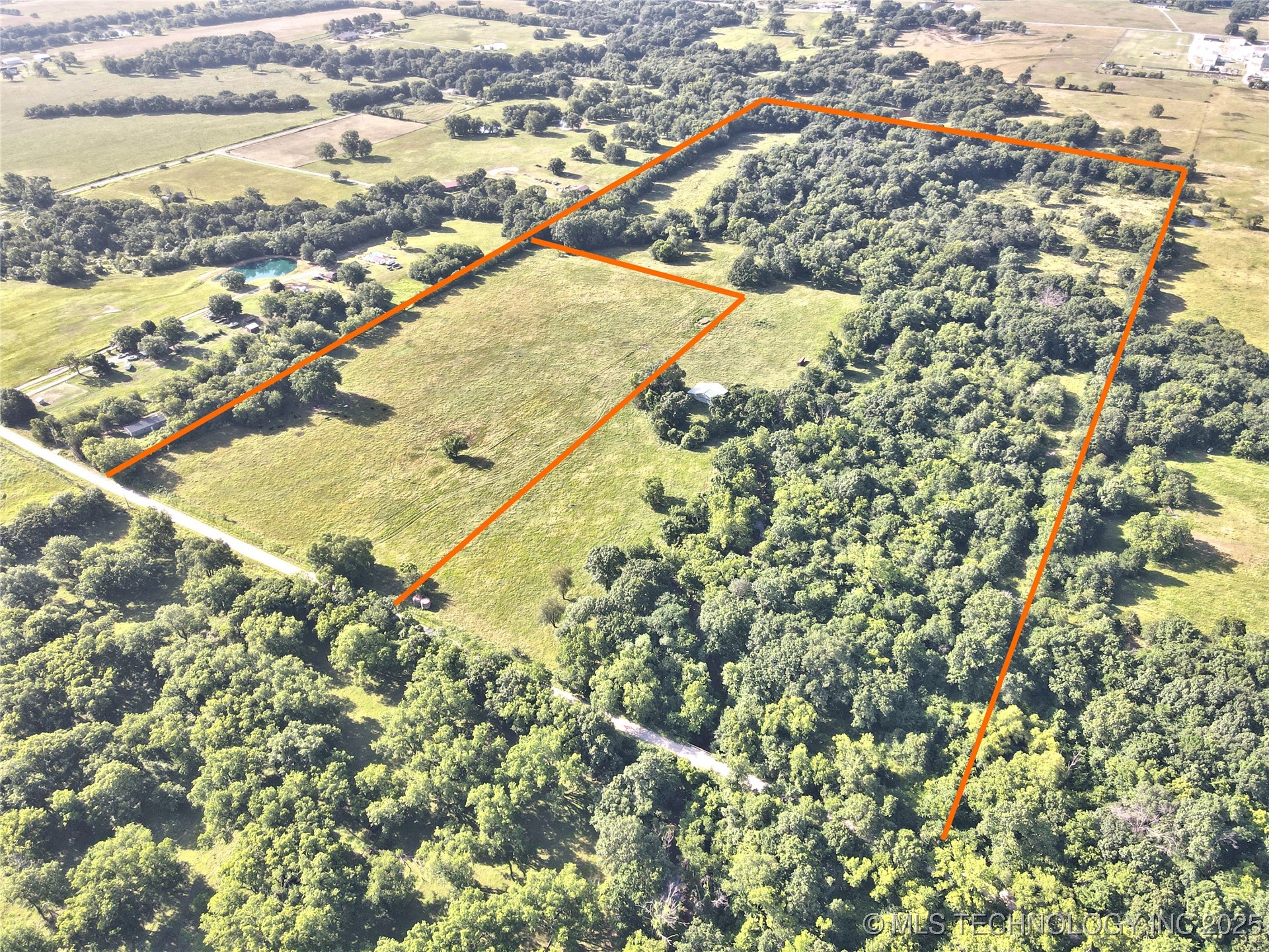 Harreld Road Property Photo 2