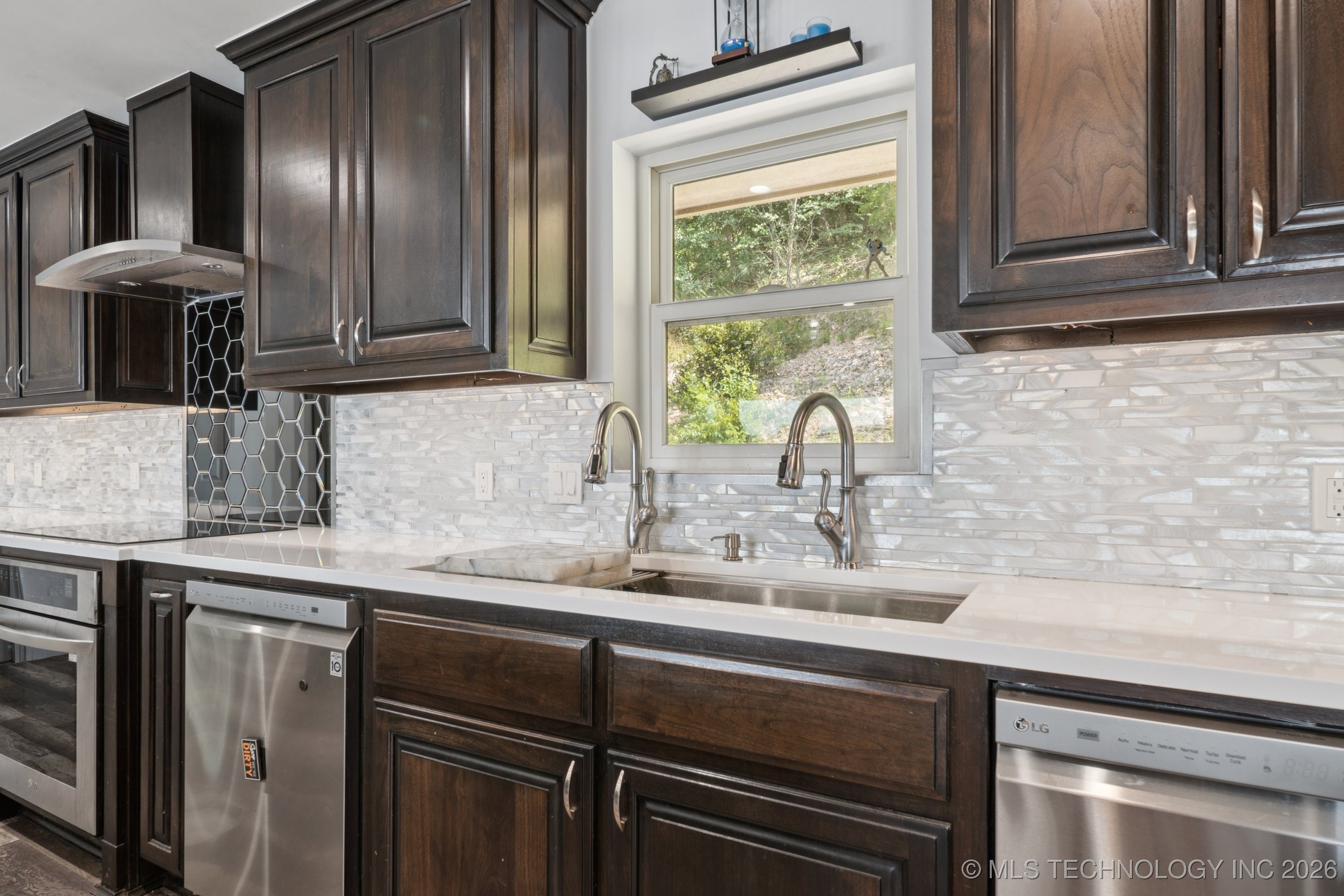 662 Se 4439 Loop Property Photo 11