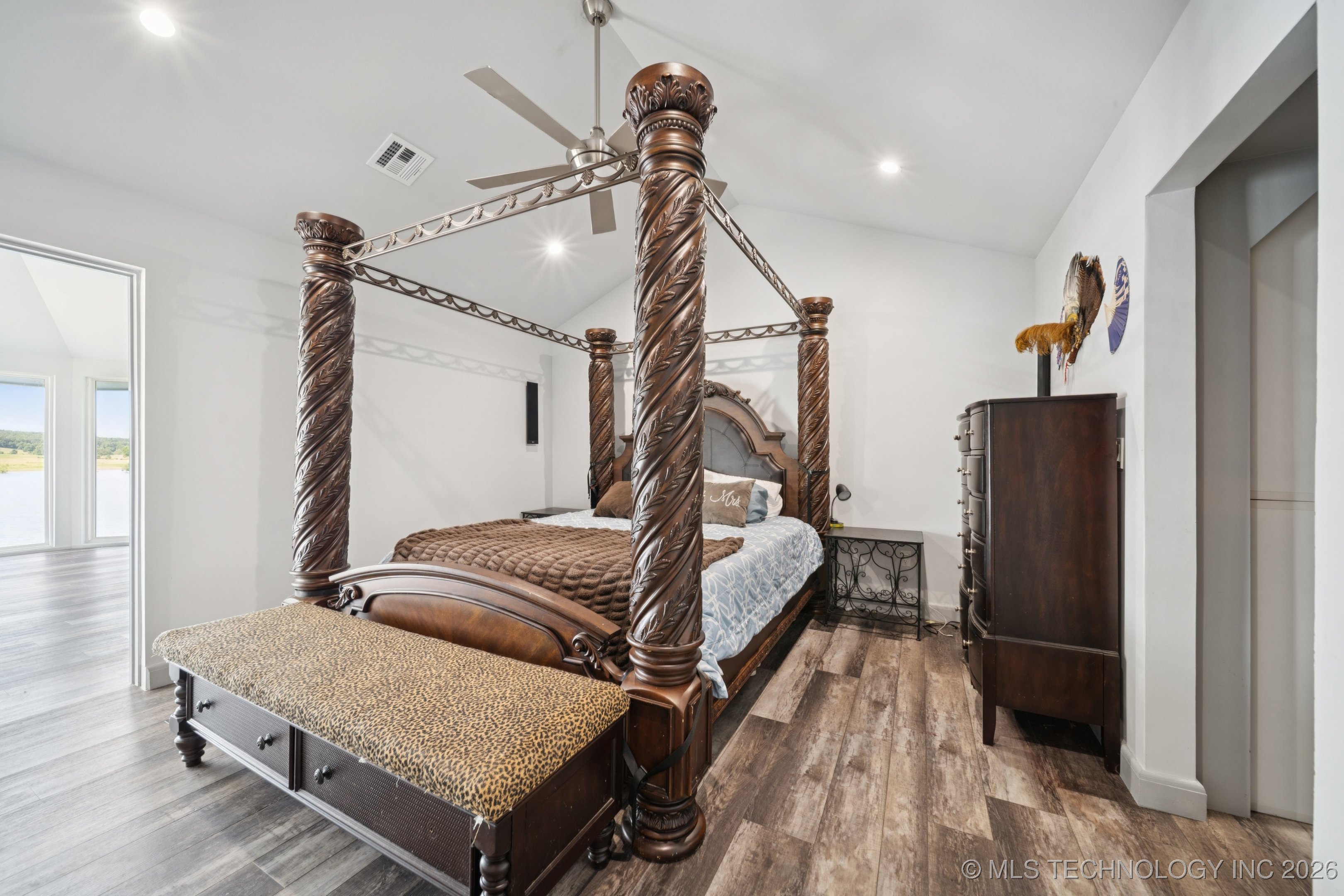 662 Se 4439 Loop Property Photo 34