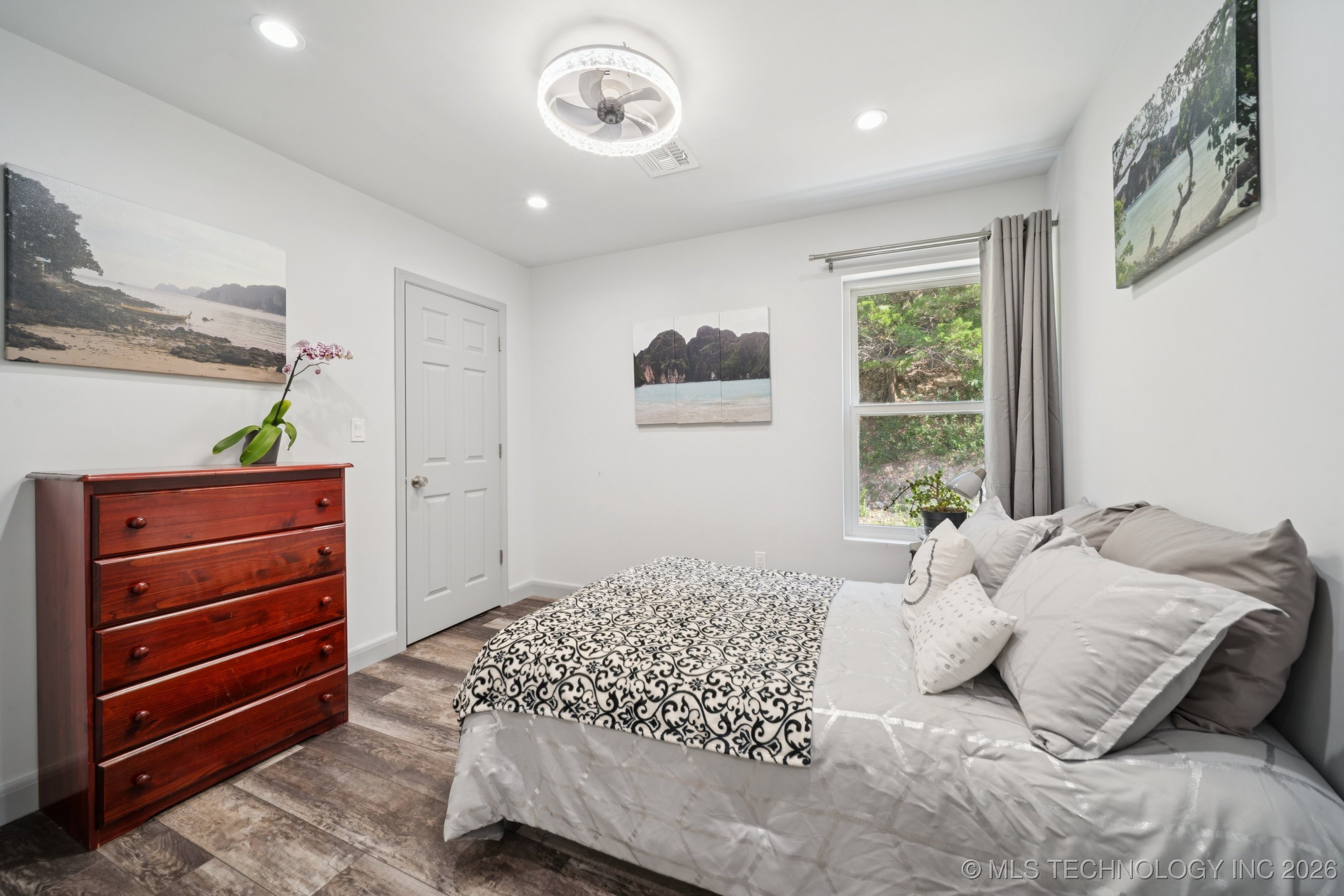 662 Se 4439 Loop Property Photo 51