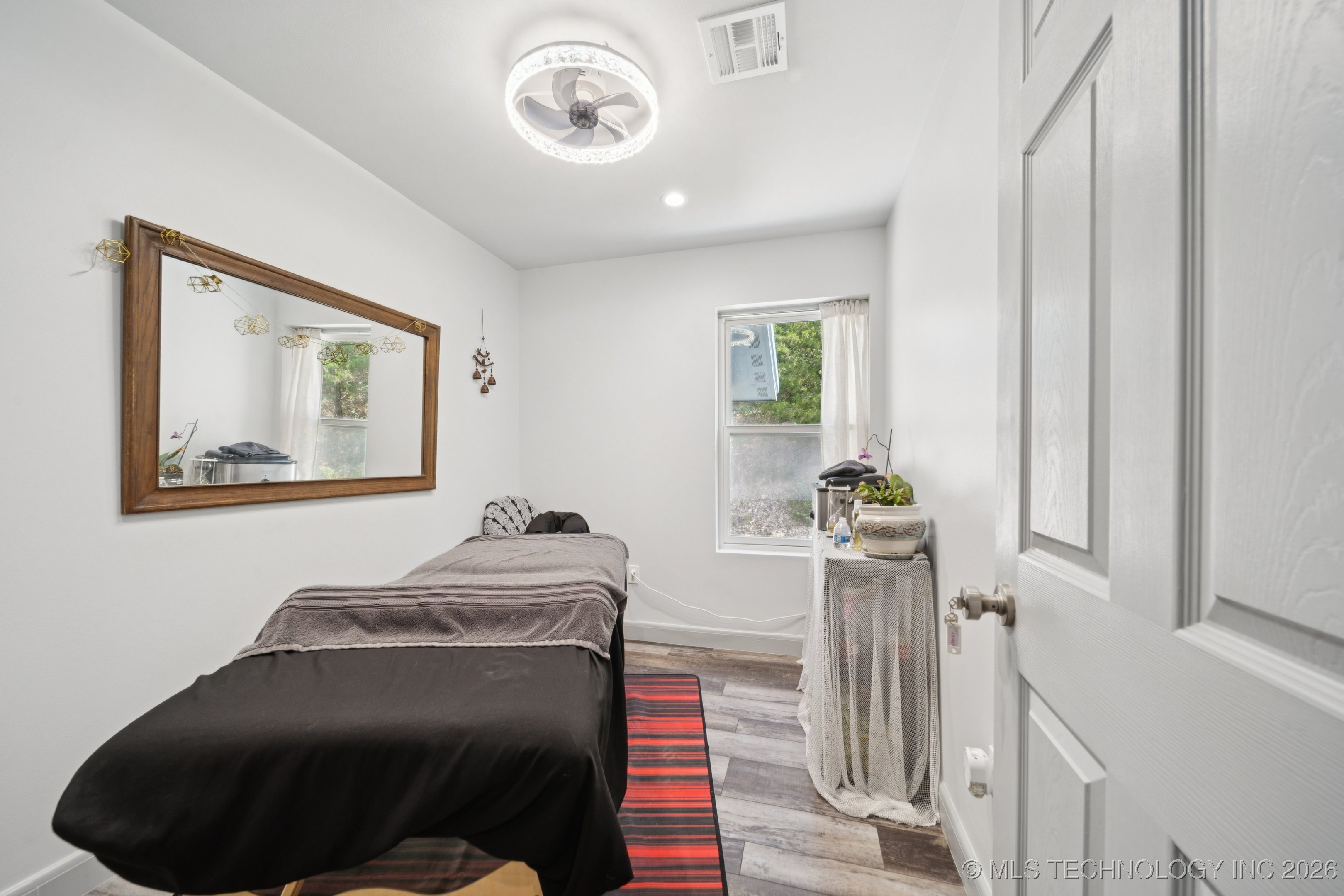 662 Se 4439 Loop Property Photo 52