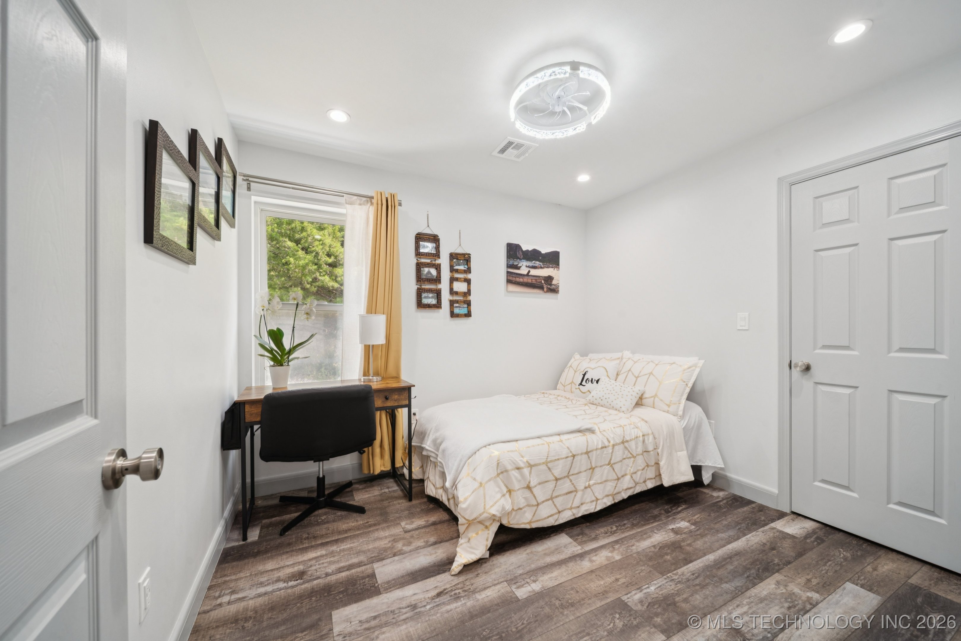 662 Se 4439 Loop Property Photo 53