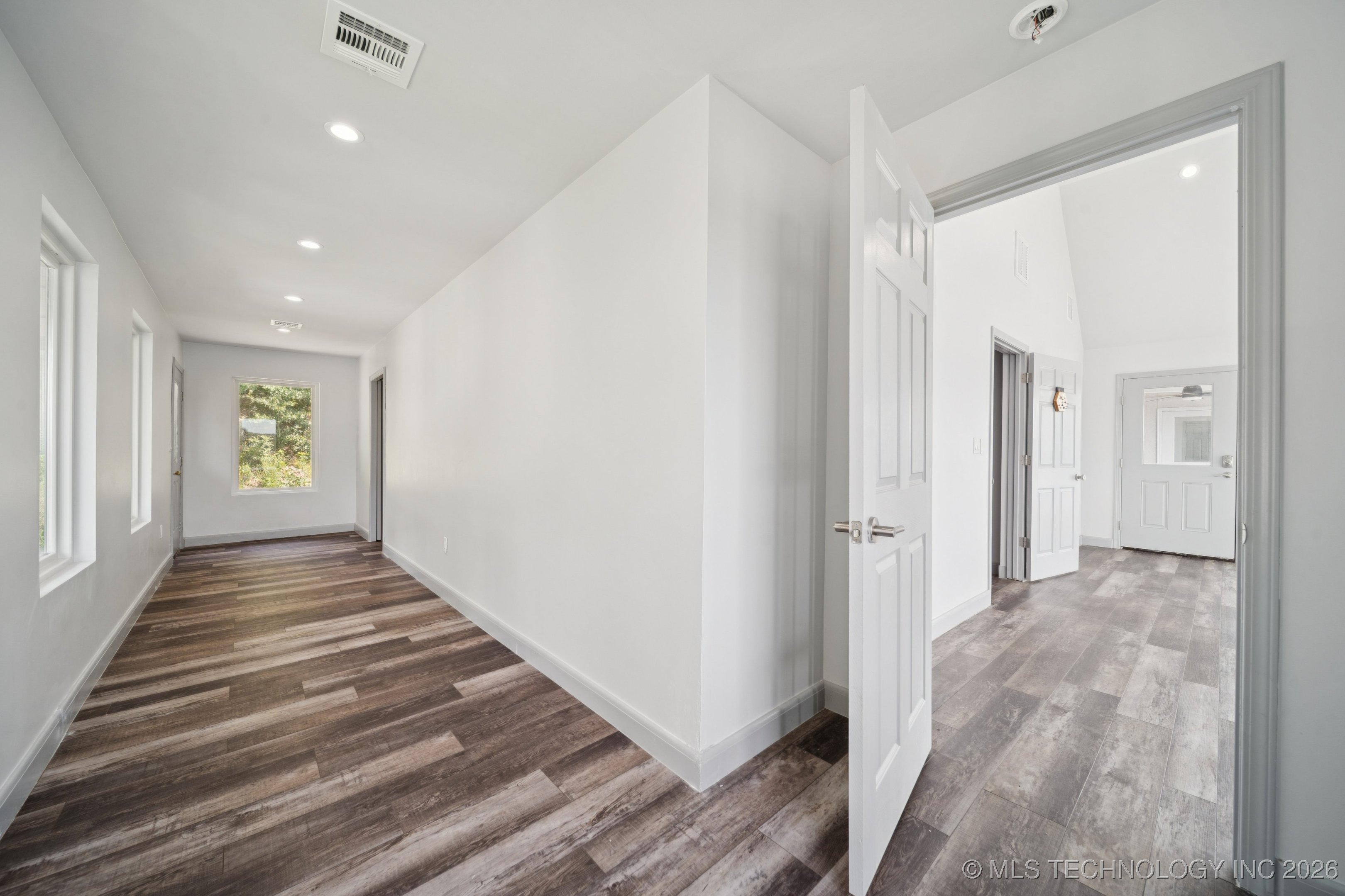 662 Se 4439 Loop Property Photo 54