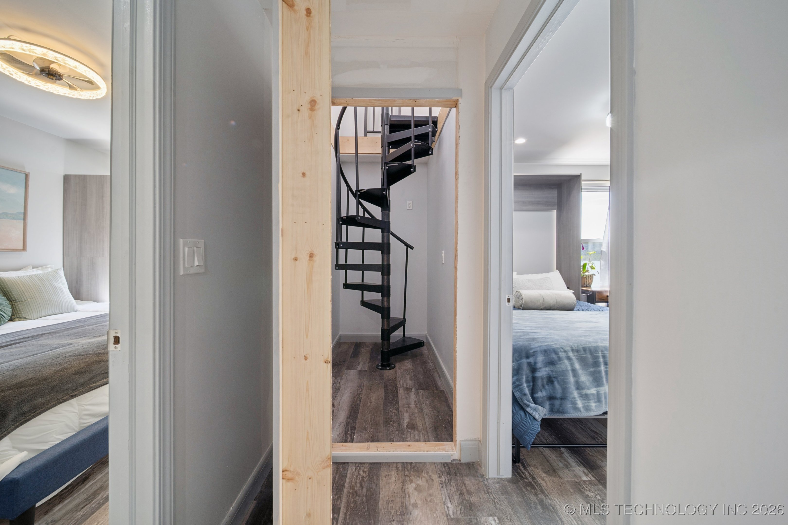 662 Se 4439 Loop Property Photo 57