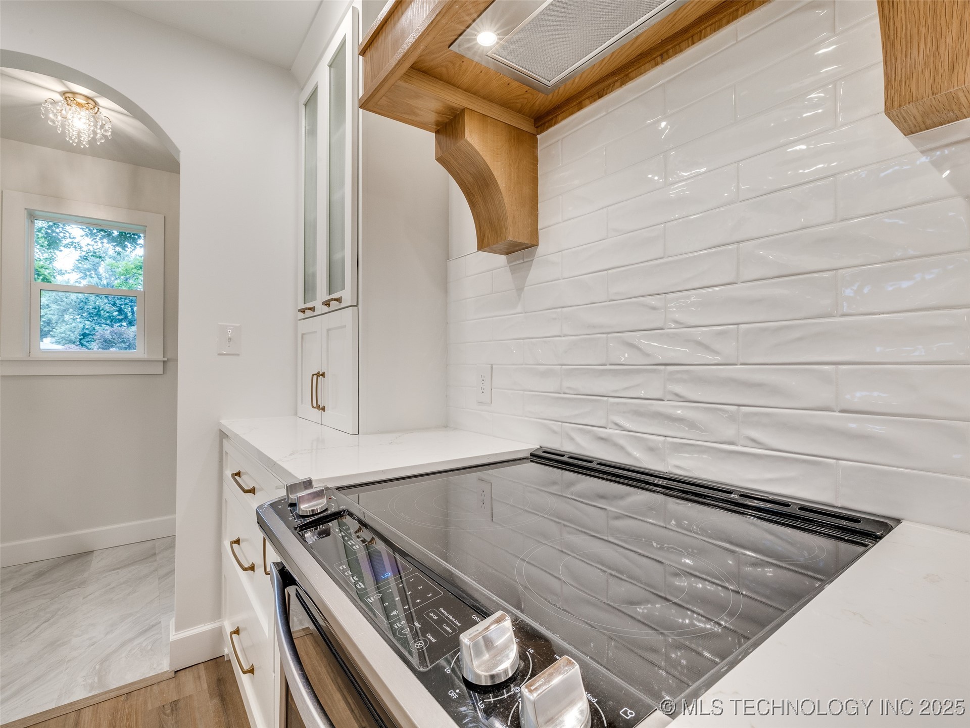 11702 S 75th East Avenue Property Photo 22