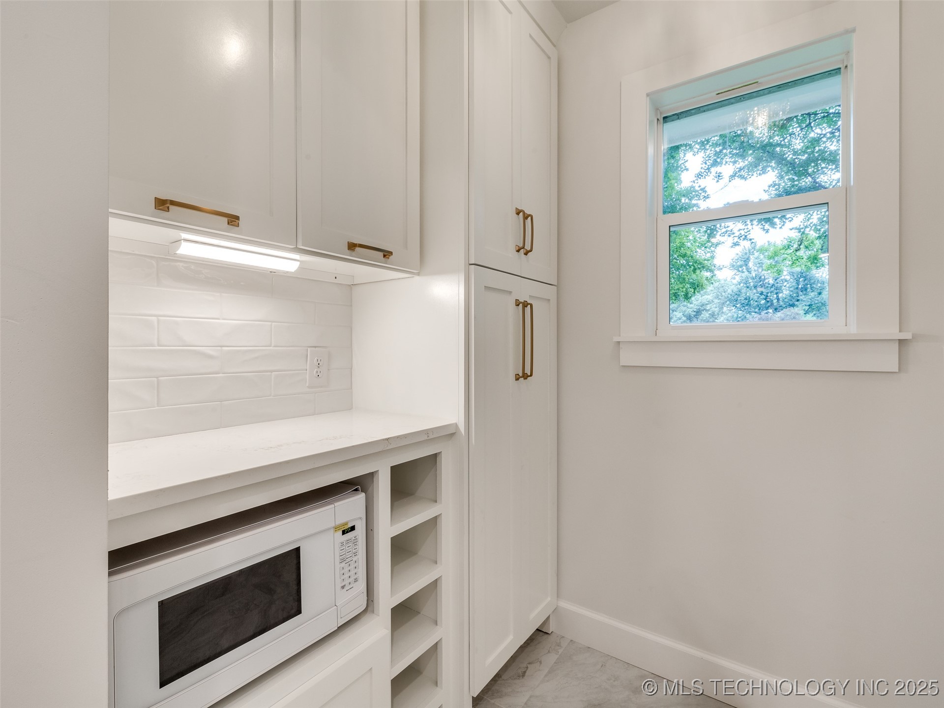 11702 S 75th East Avenue Property Photo 23