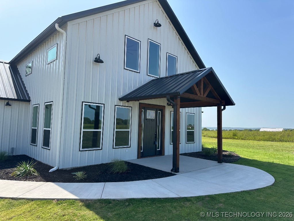 2920 Lago Vista Lane Property Photo 11