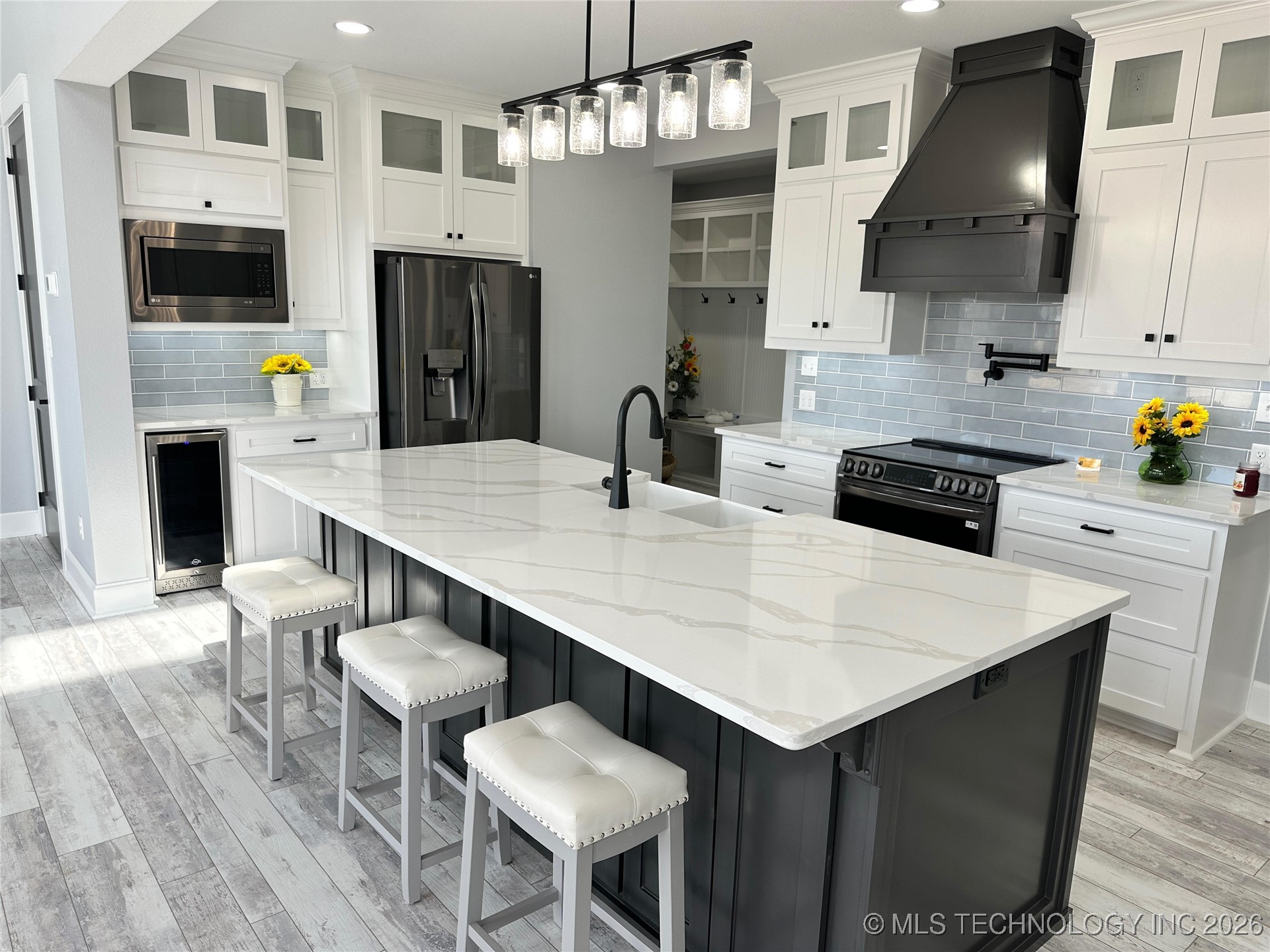 2920 Lago Vista Lane Property Photo 16