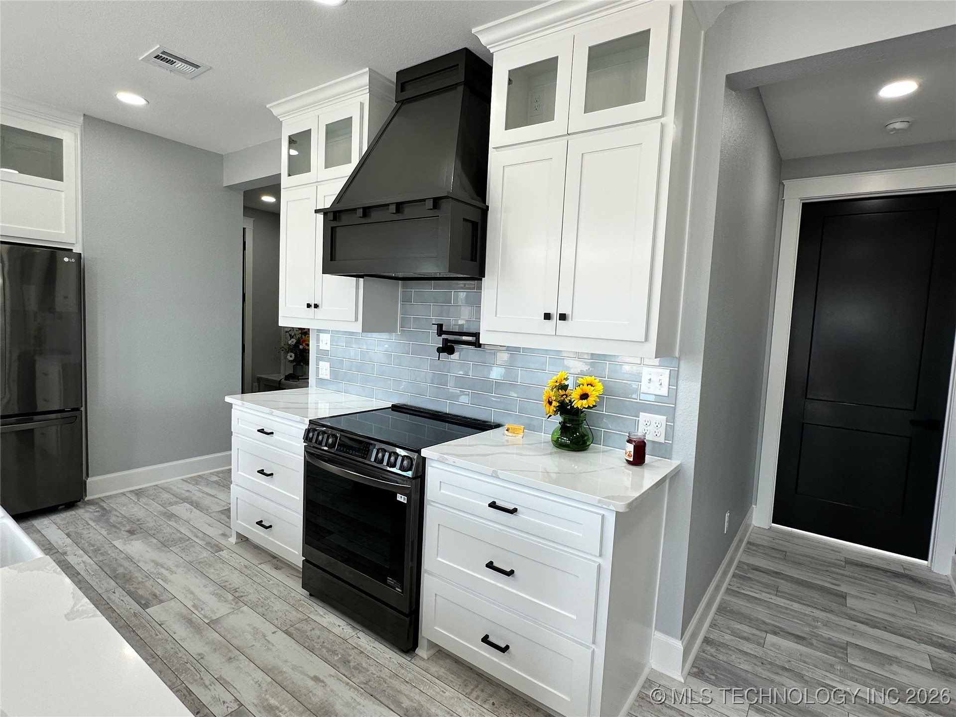 2920 Lago Vista Lane Property Photo 19