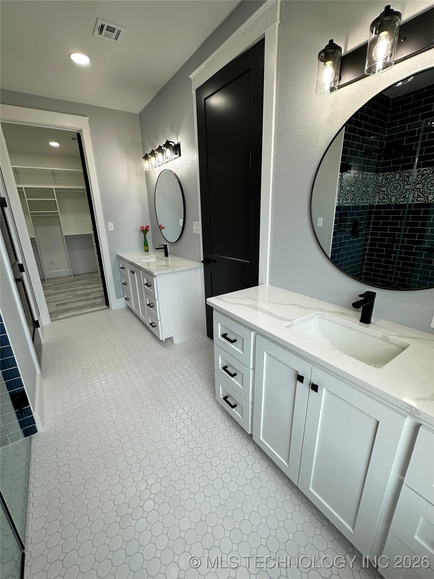 2920 Lago Vista Lane Property Photo 34