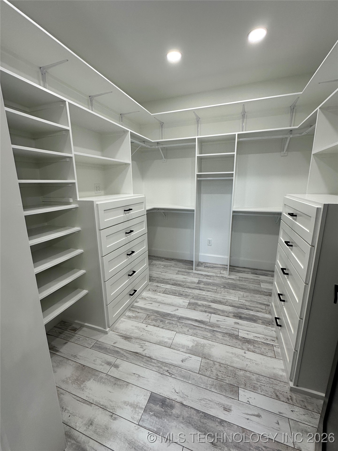 2920 Lago Vista Lane Property Photo 37