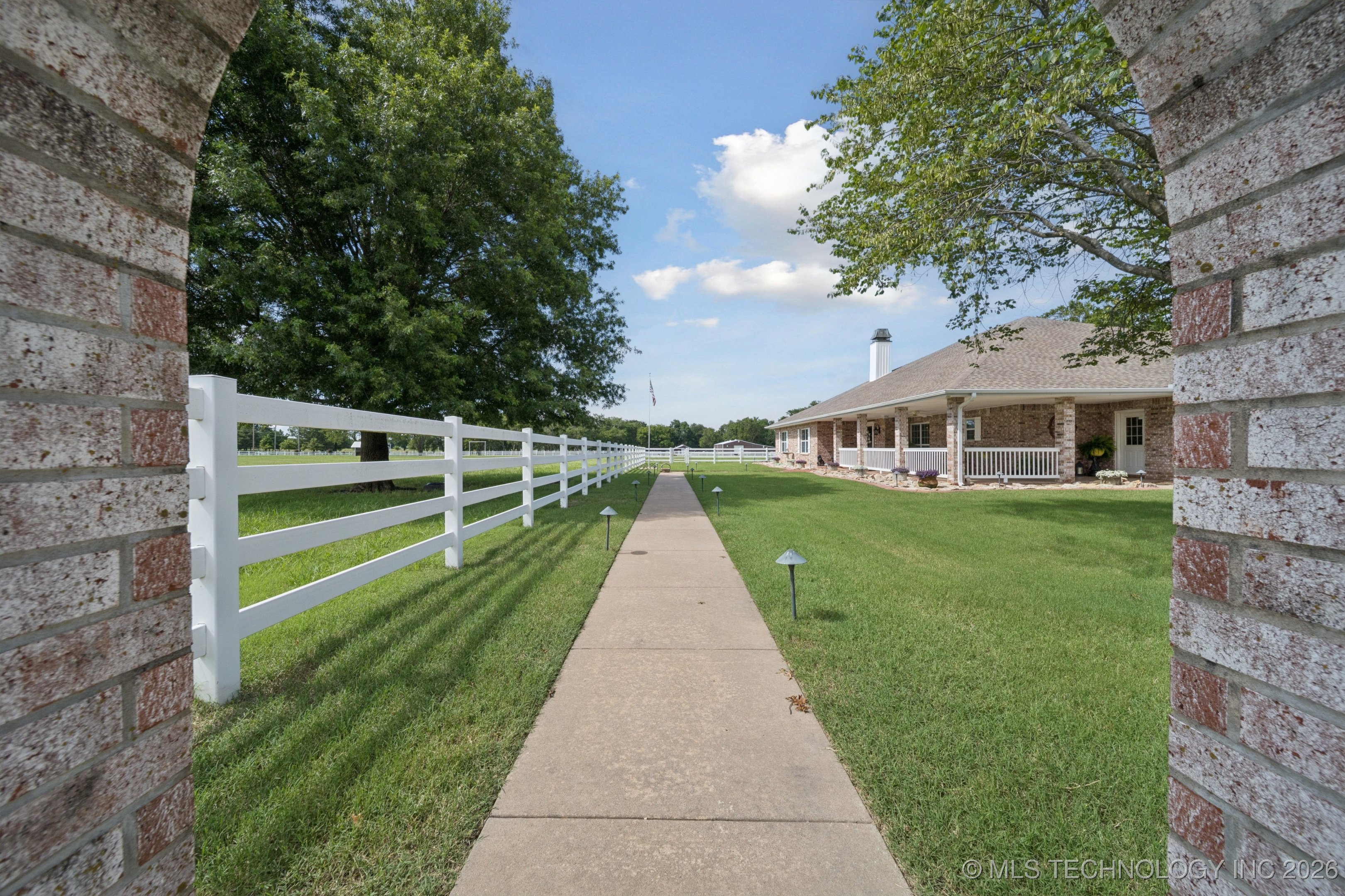 9149 S 305th East Avenue Property Photo 5