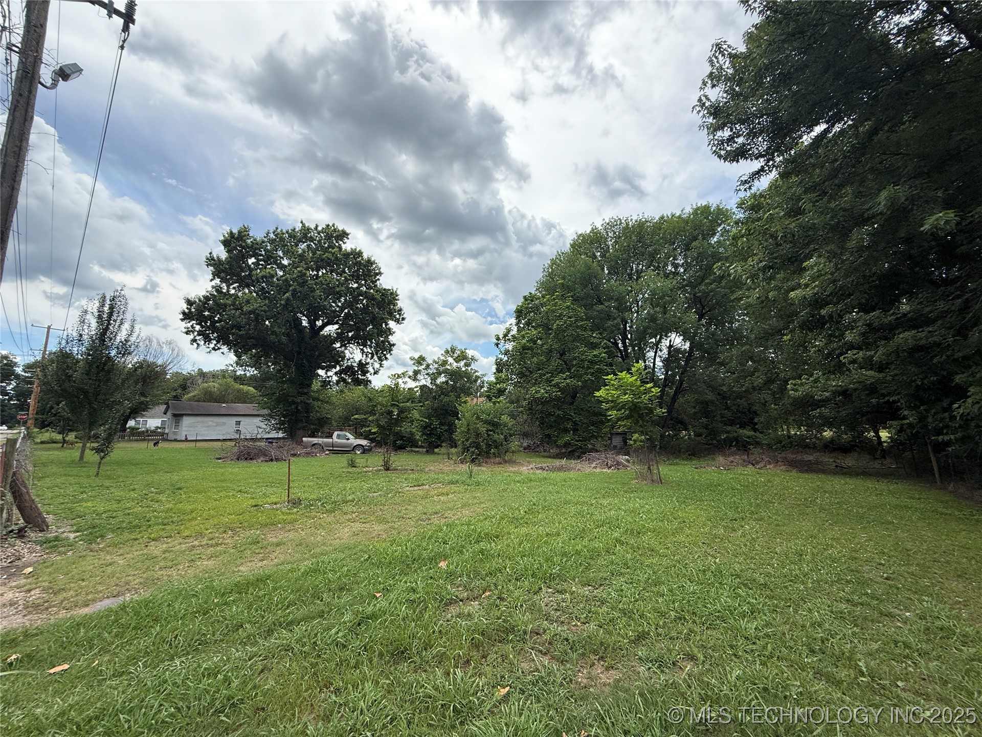 817 N M Property Photo 2