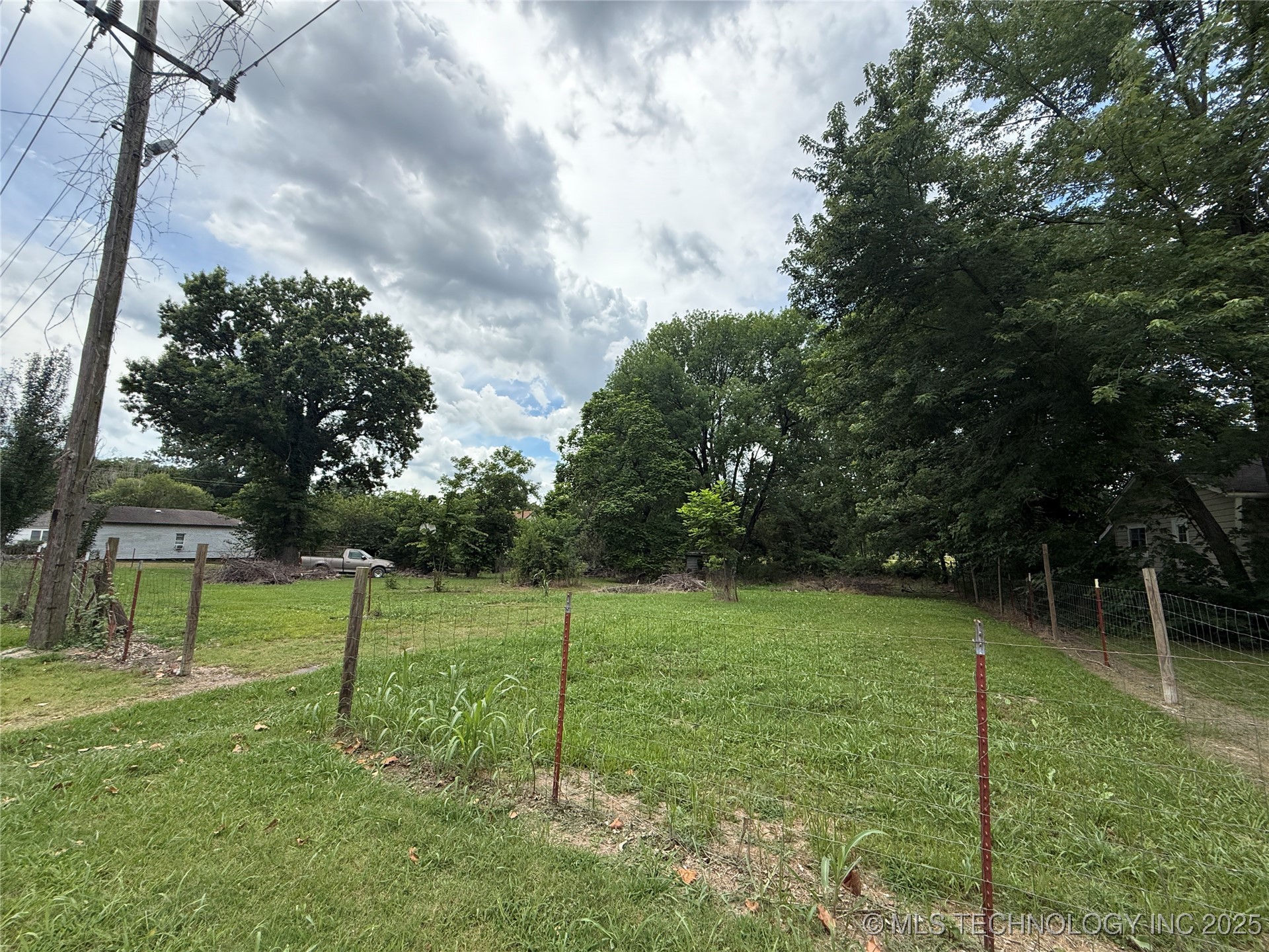 817 N M Property Photo 3