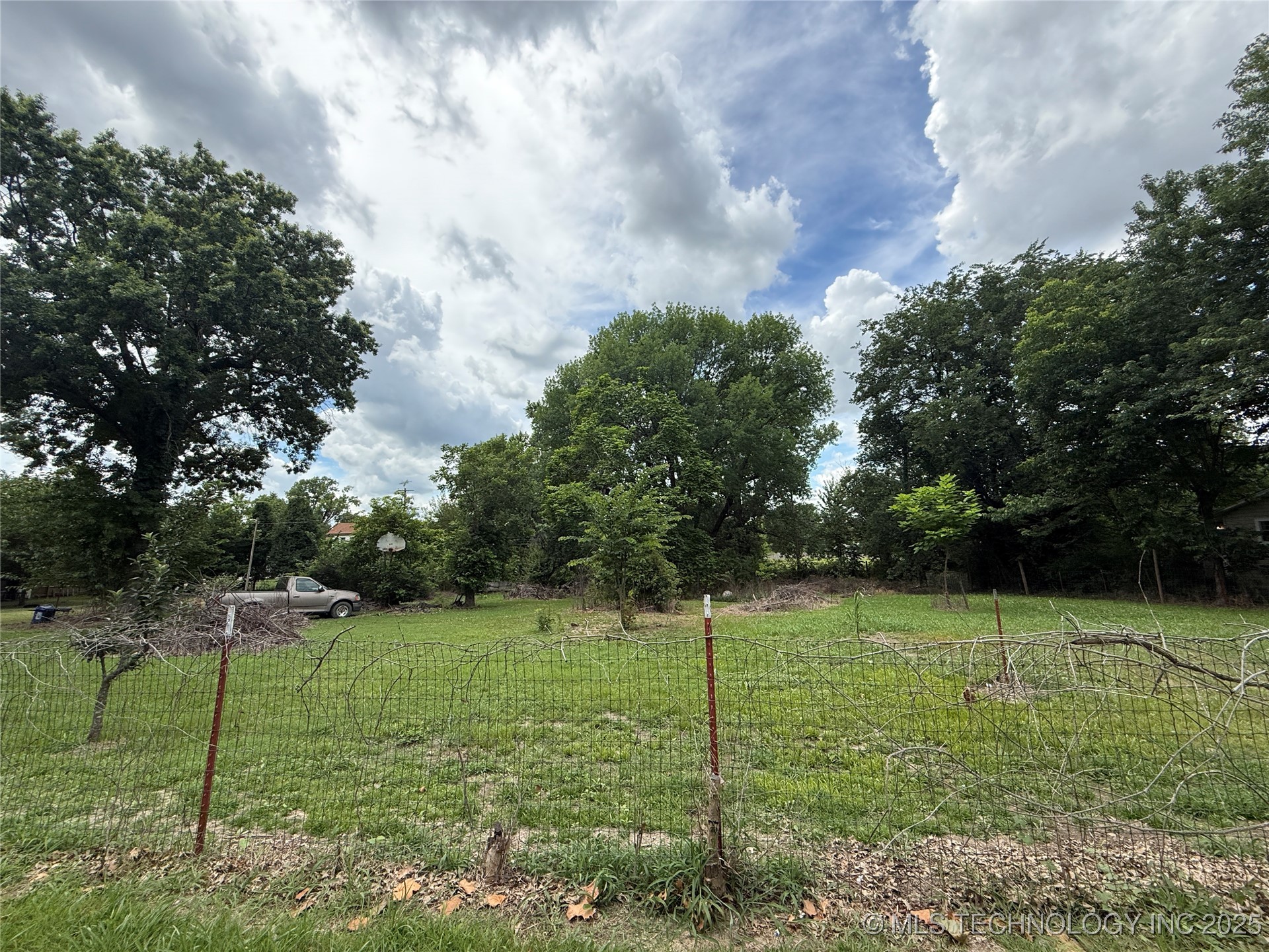 817 N M Property Photo 4