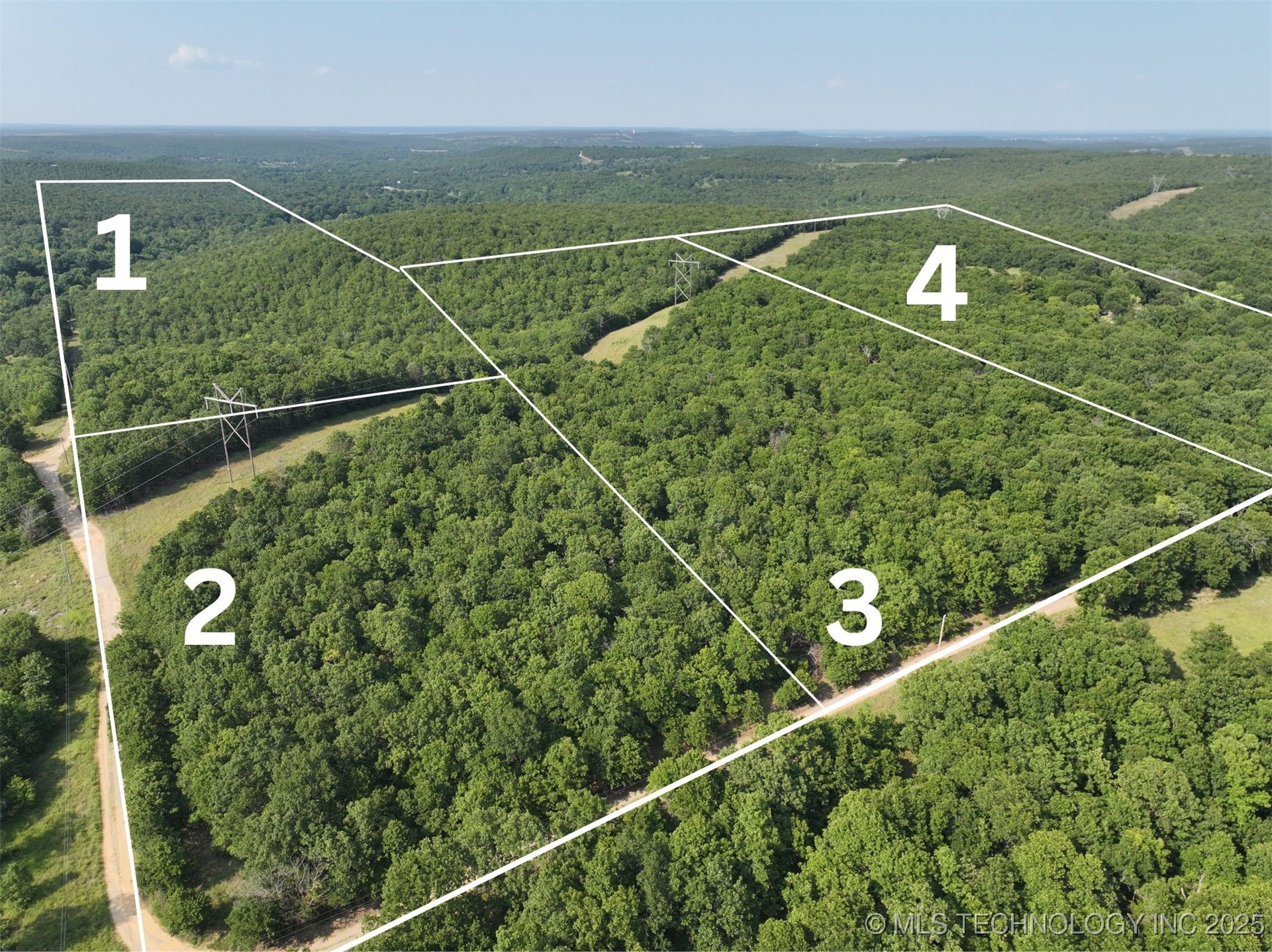 0003 W Overlook Drive Property Photo 1