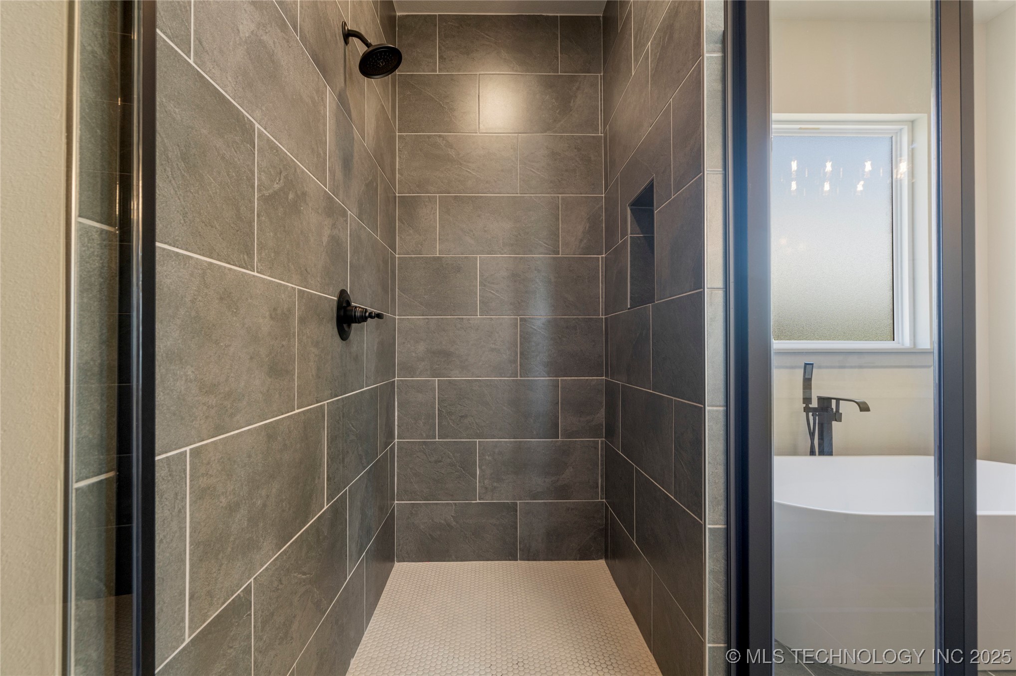 2070 E 136th Place S Property Photo 21