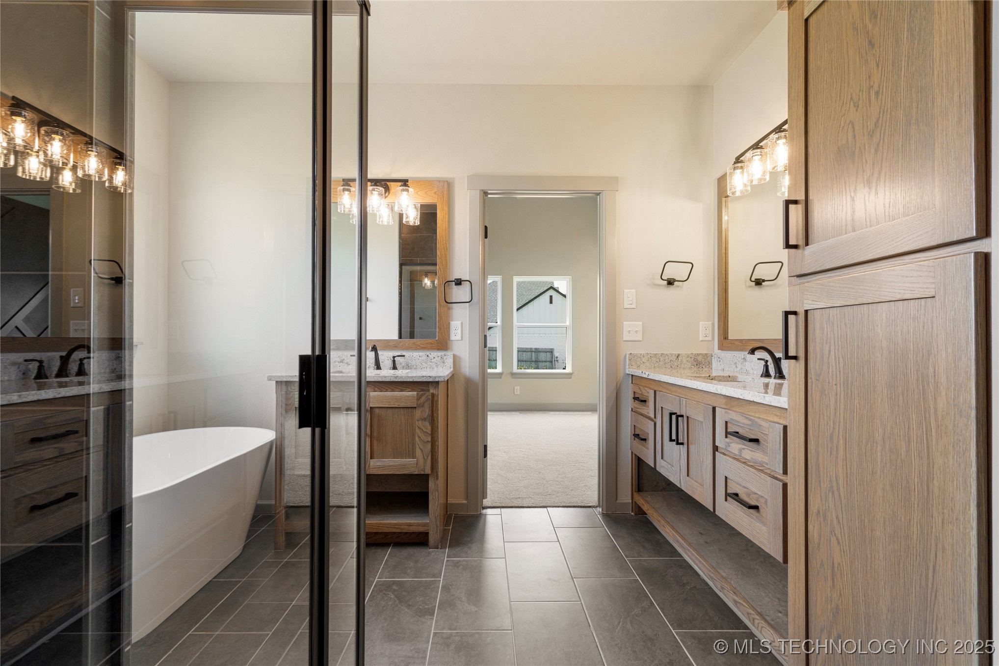 2070 E 136th Place S Property Photo 23