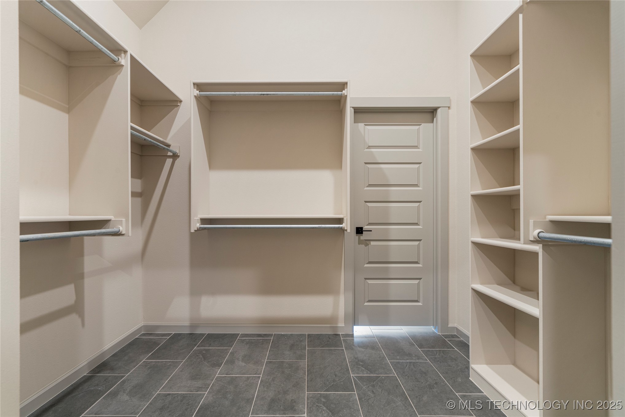 2070 E 136th Place S Property Photo 24