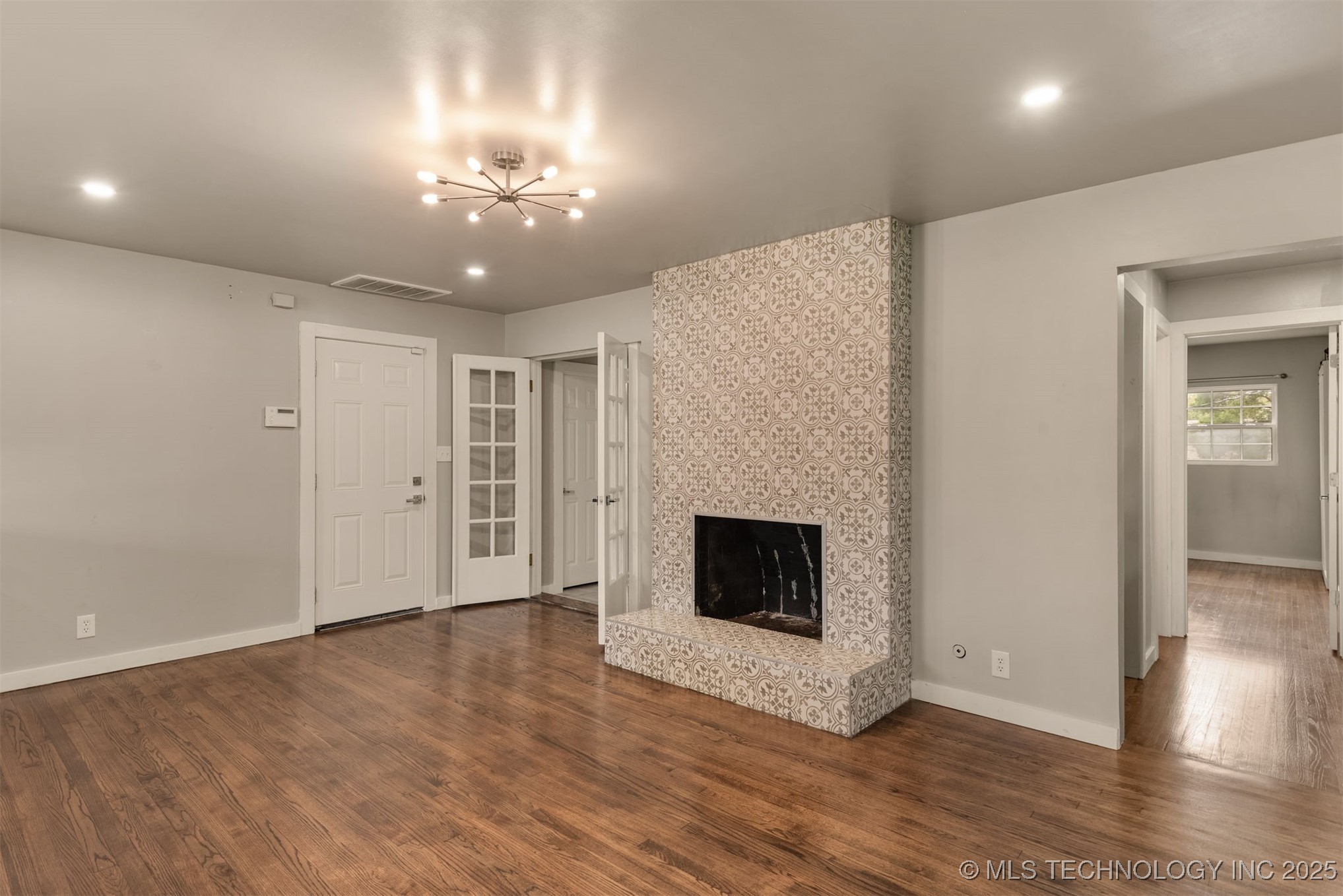 5951 E 25th Place S Property Photo 12