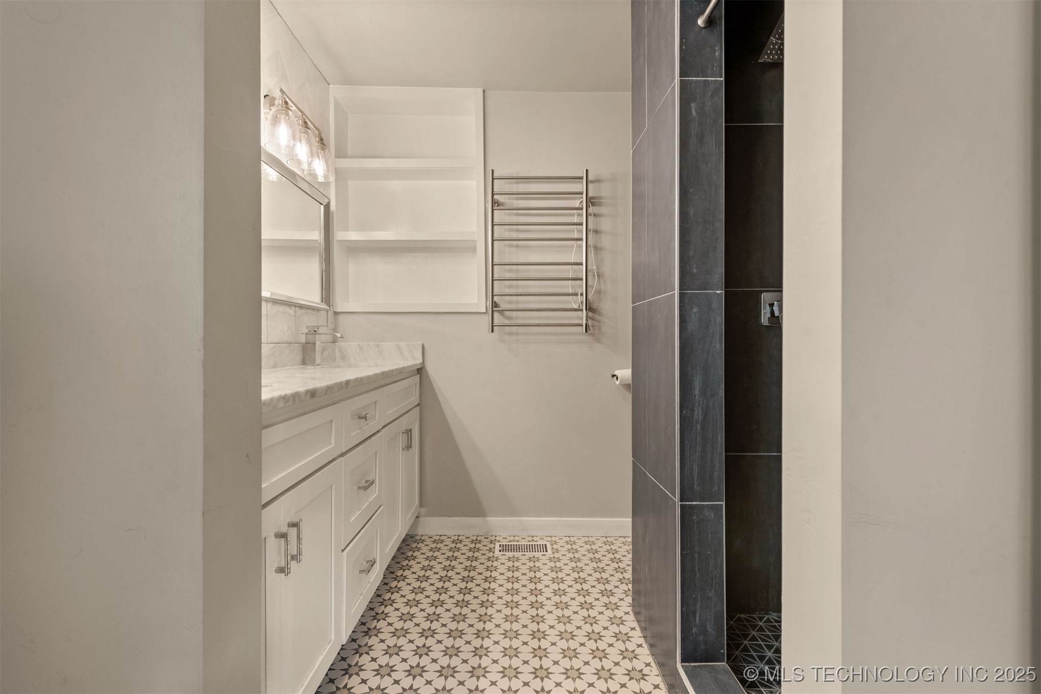 5951 E 25th Place S Property Photo 23